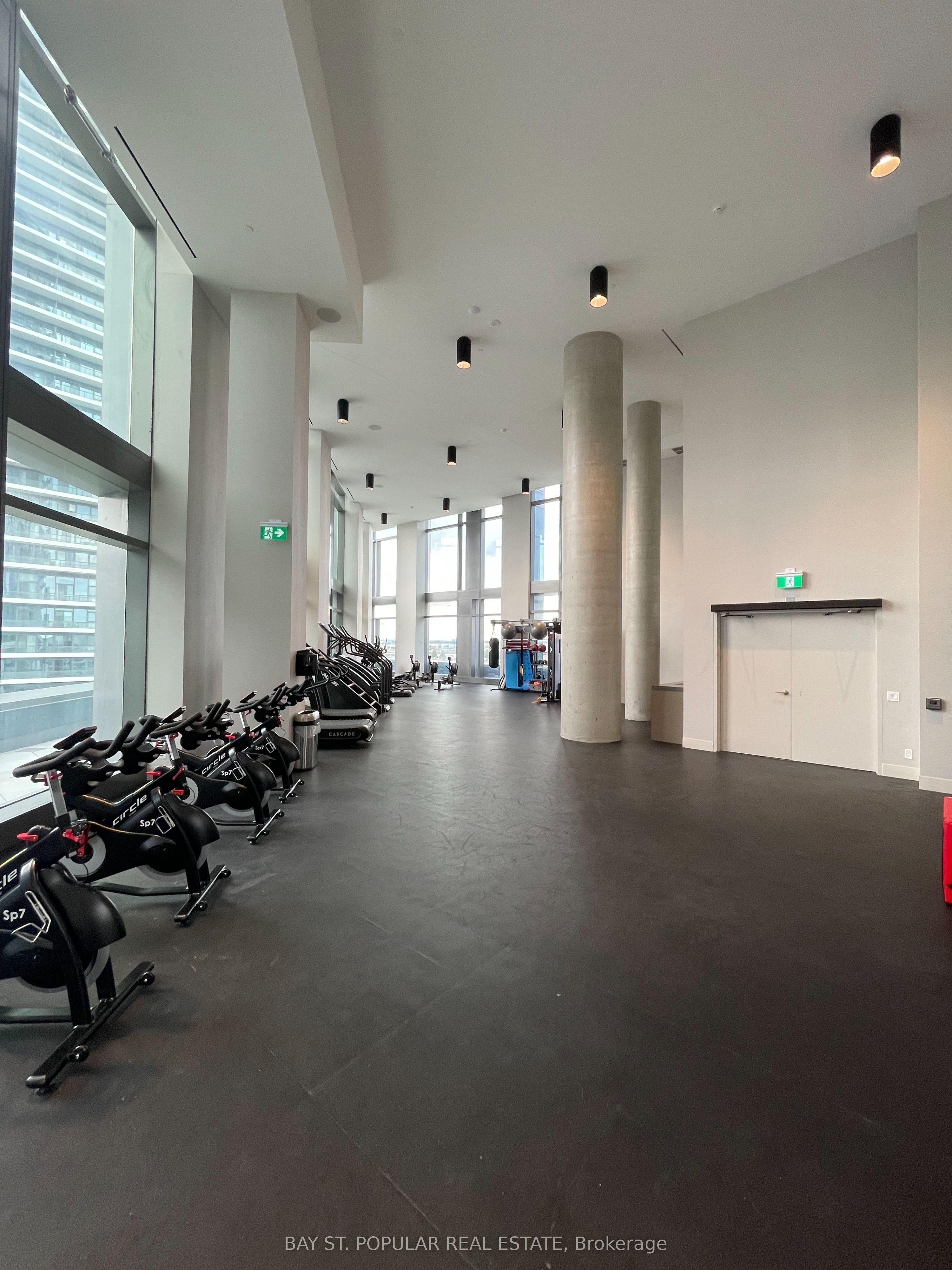 1000 Portage Pkwy Parkway 4603, Vaughan, ON L4K 0L1 photo 3