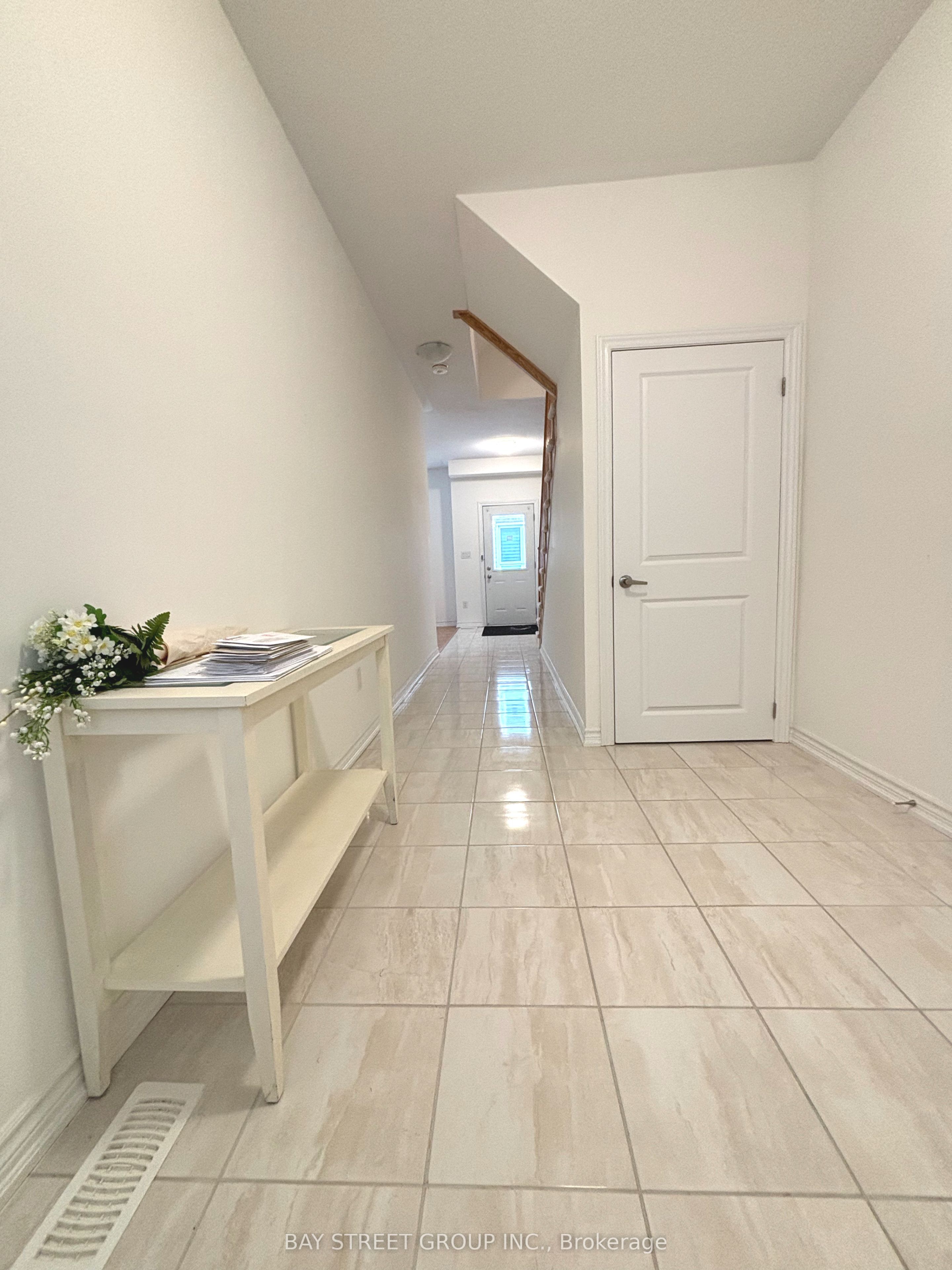 23 Imperial College Lane, Markham, ON L6E 0V6 photo 2