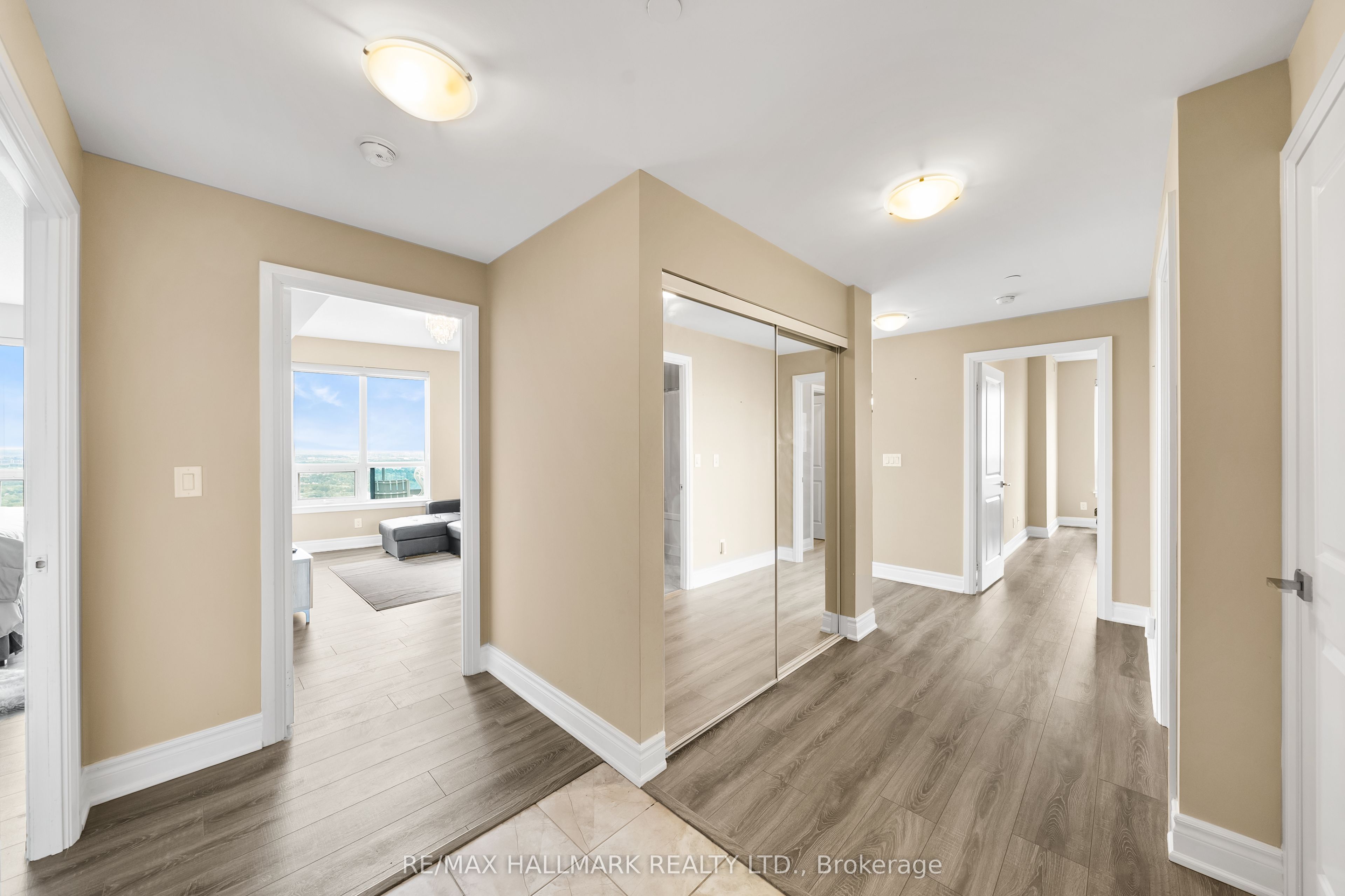 7171 Yonge Street PH301, Markham, ON L3T 0C5 photo 5