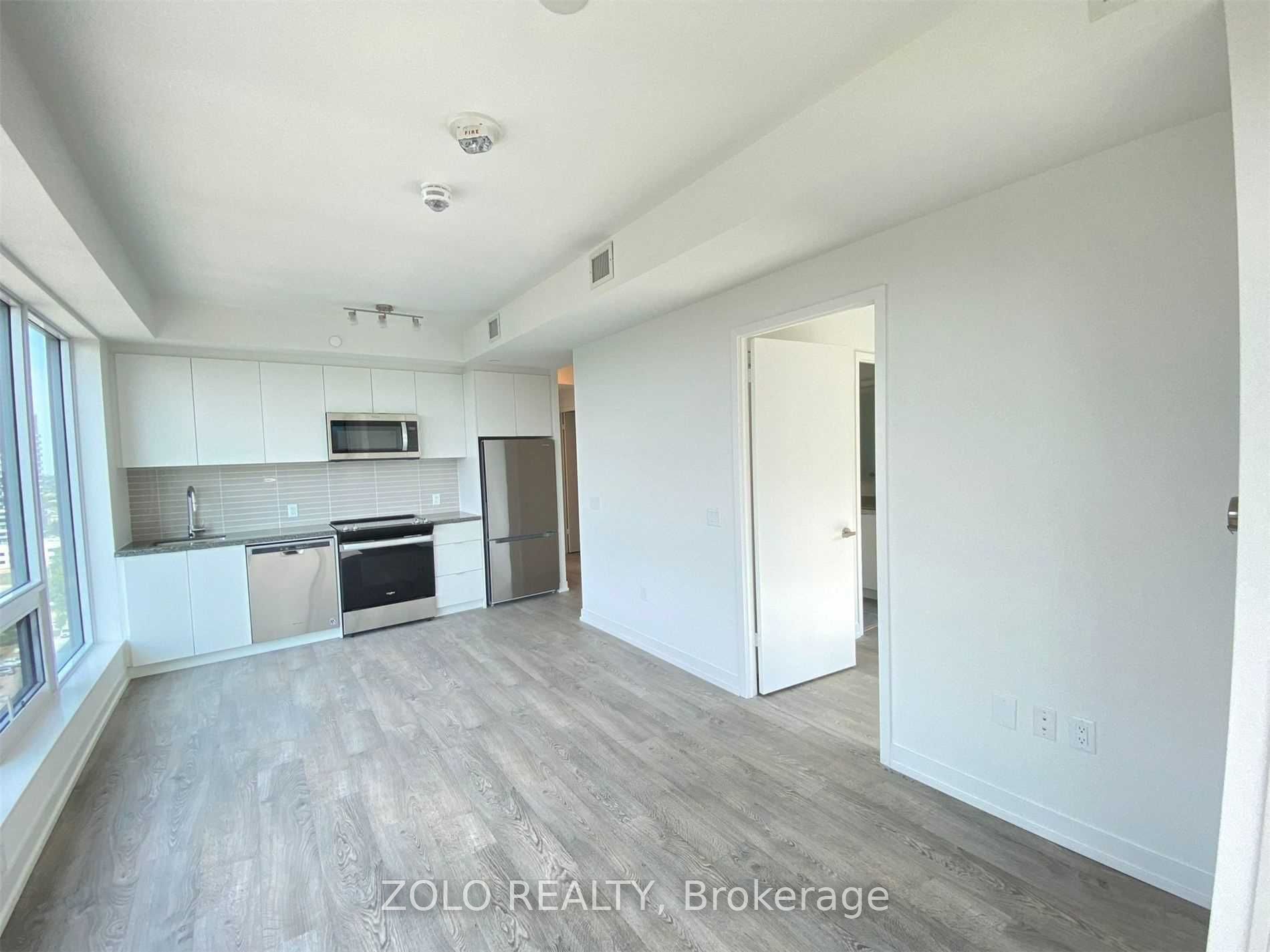 8868 Yonge Street, Richmond Hill, ON L4C 0T4 photo 2