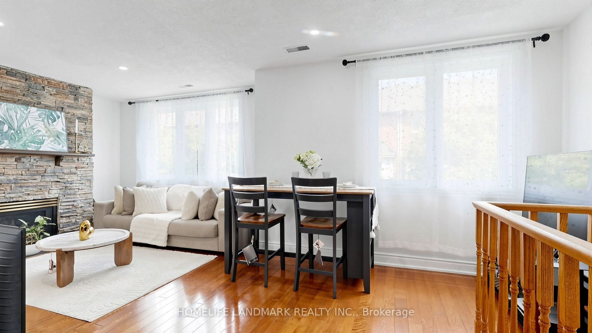 75 Weldrick Road E 318, Richmond Hill, ON L4C 0H9 photo 5