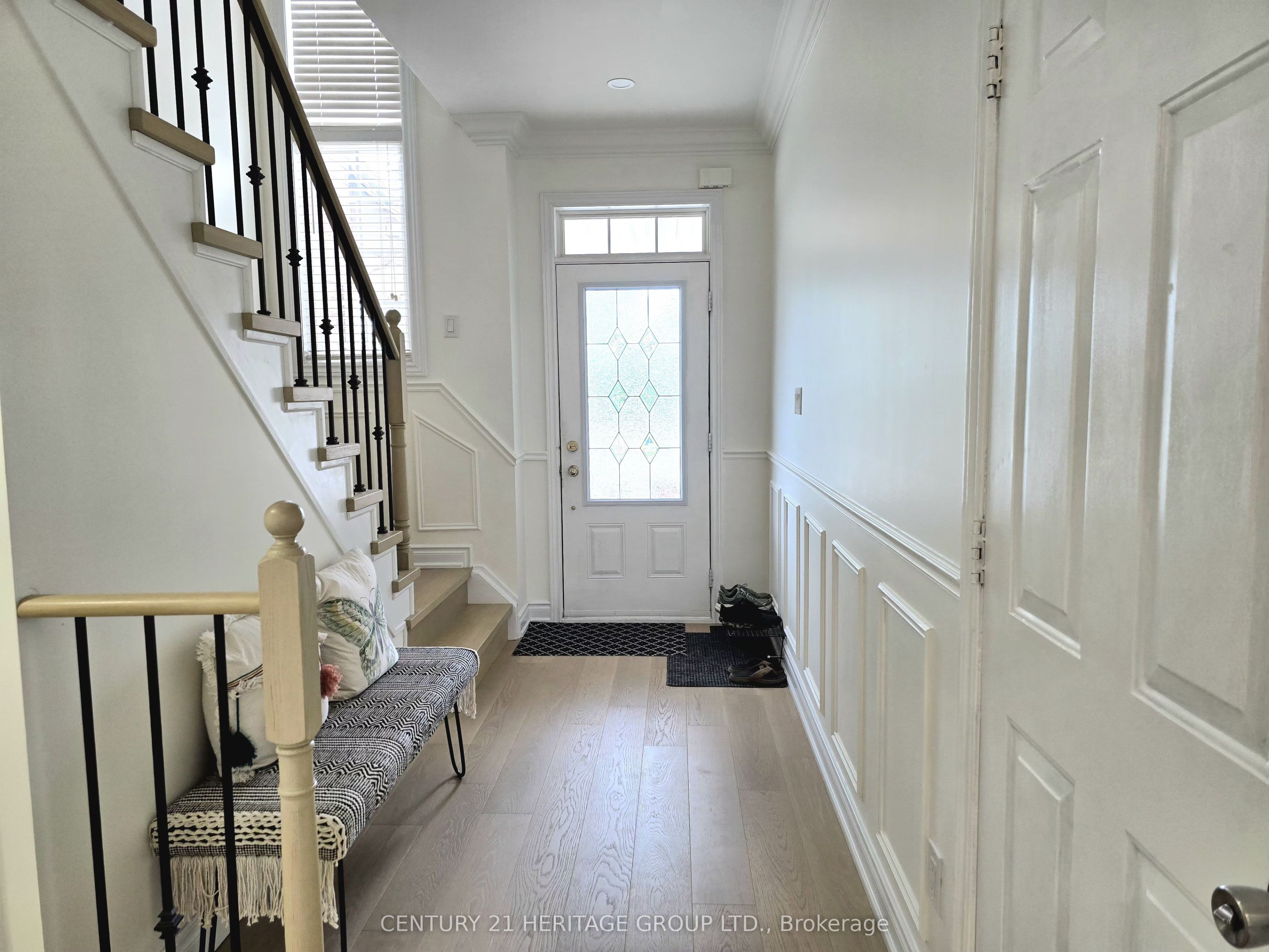37 Luisa Street, Bradford West Gwillimbury, ON L3Z 0P2 photo 4