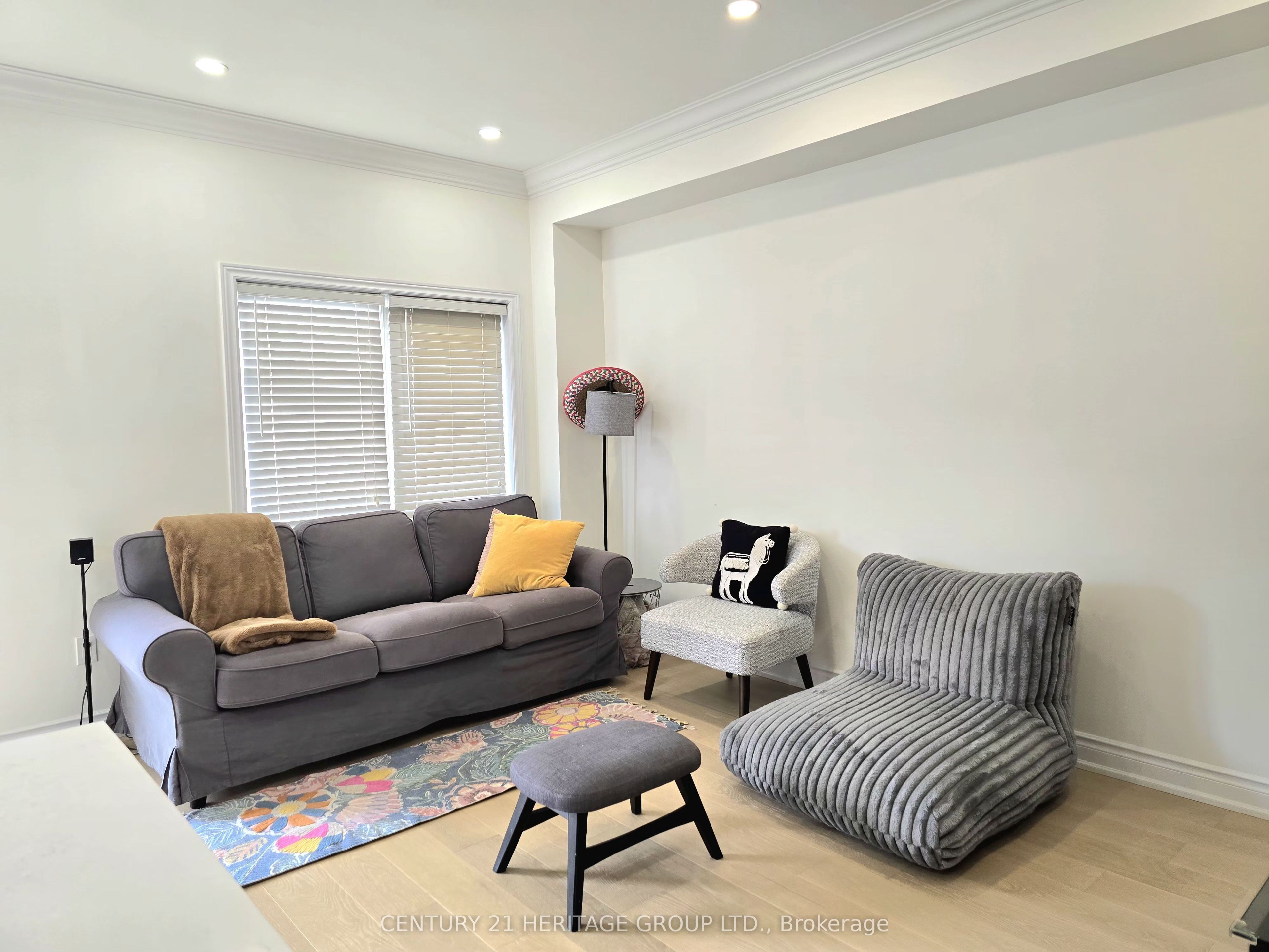37 Luisa Street, Bradford West Gwillimbury, ON L3Z 0P2 photo 5