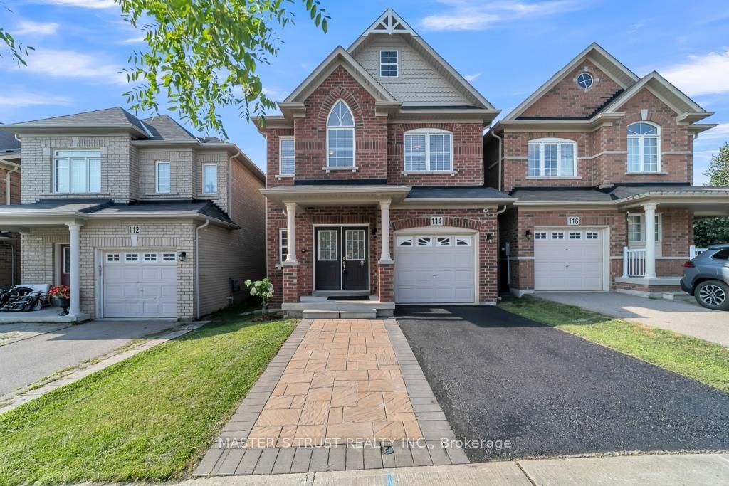 114 Herefordshire Crescent, East Gwillimbury, ON L9N 0B4 photo 2