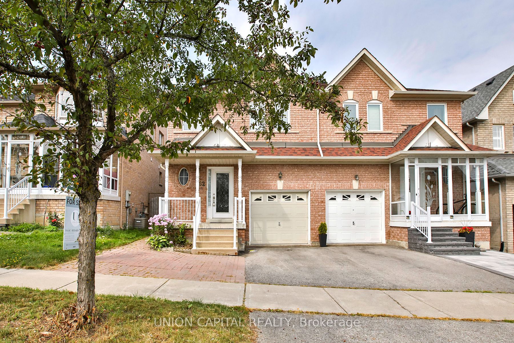 762 Caboto Trail, Markham, ON L3R 5X7 photo 2