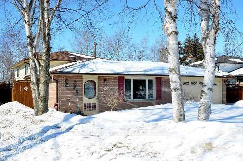 96 Maple Avenue W, New Tecumseth, ON L0G 1A0
