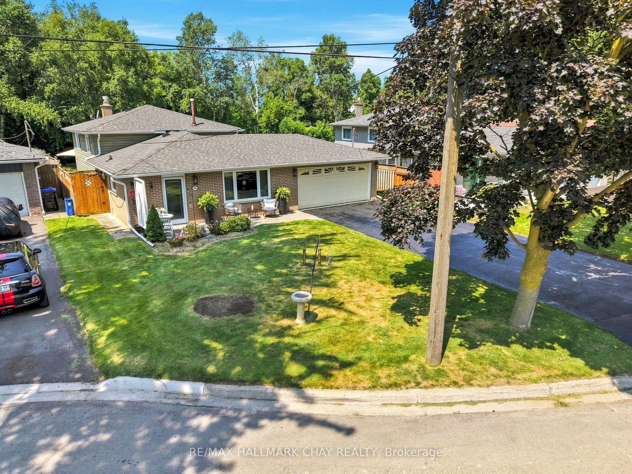 96 Maple Avenue W, New Tecumseth, ON L0G 1A0 photo 2