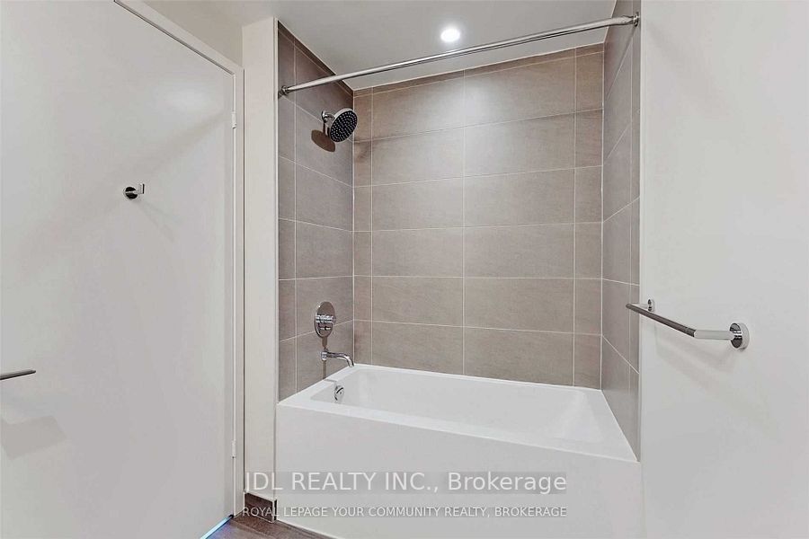 5 buttermill Avenue 4011, Vaughan, ON L4K 0J5 photo 5