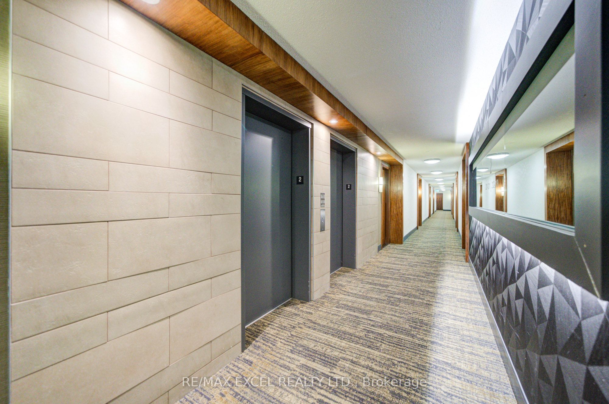 37 Galleria Parkway 202, Markham, ON L3T 0A5 photo 5