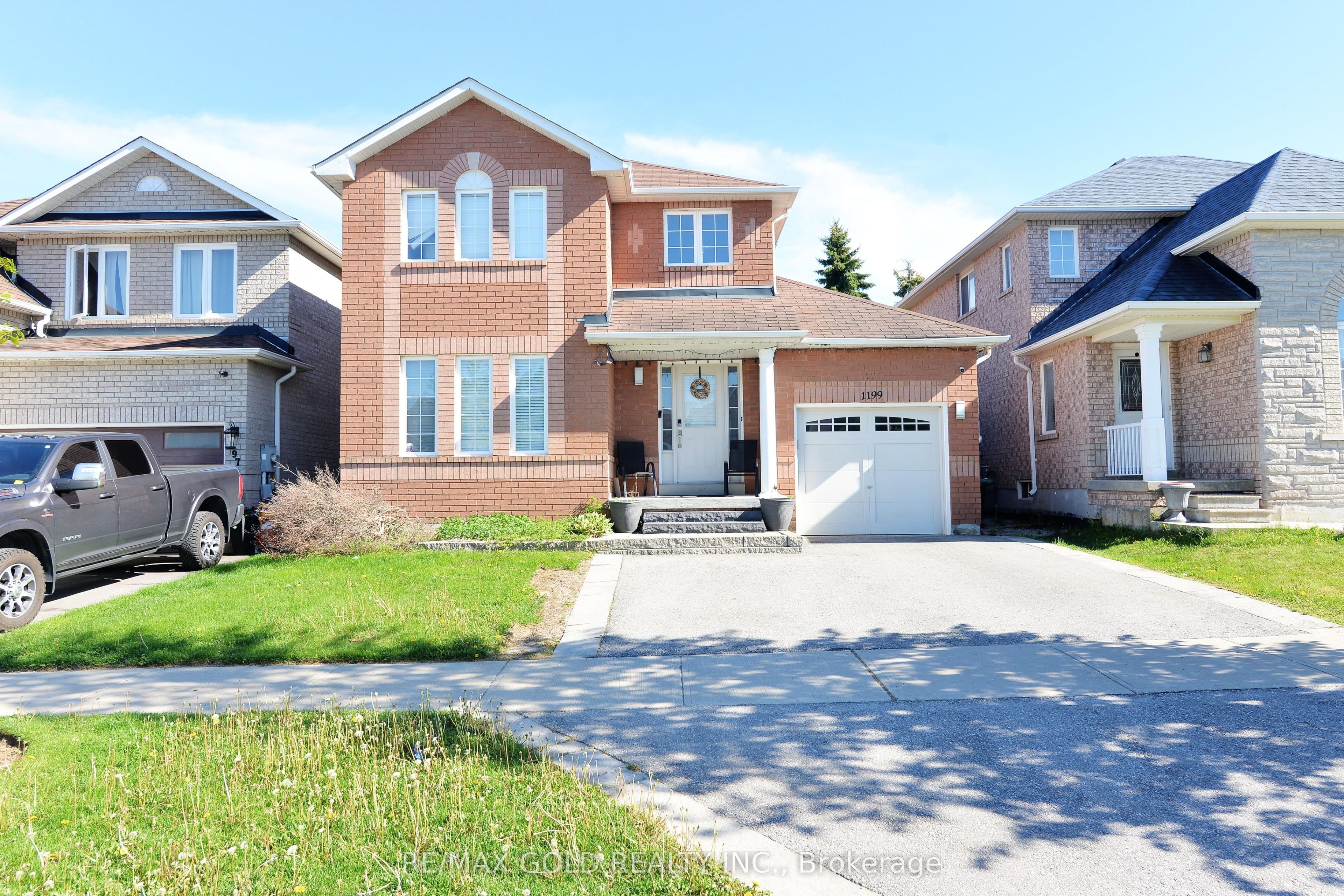 1199 Andrade Lane, Innisfil, ON L9S 4X6