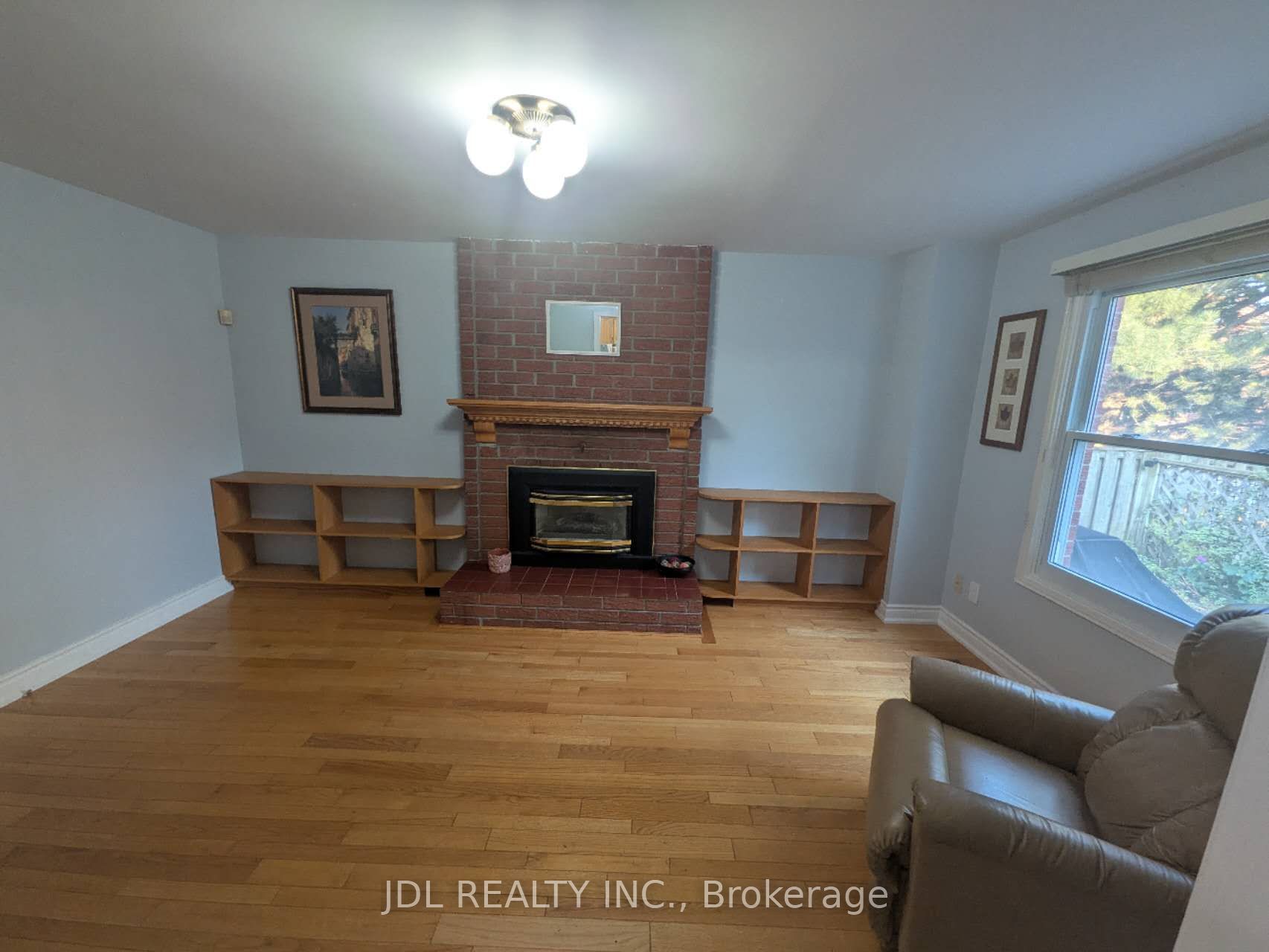 37 Garnish Green Grove, Markham, ON L3P 4P4 photo 3