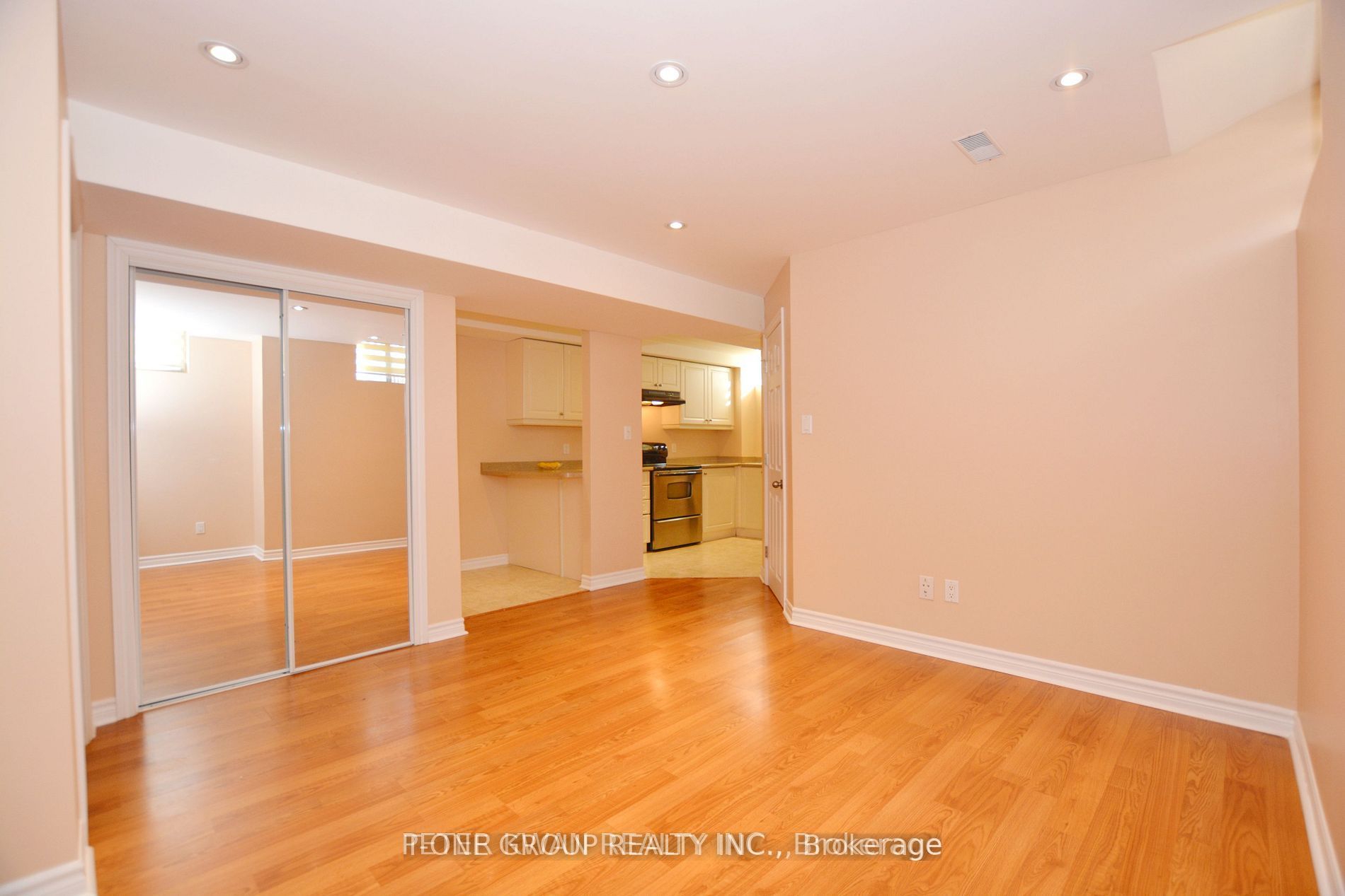 45 Coranto Way Lower, Vaughan, ON L4H 3L9 photo 3