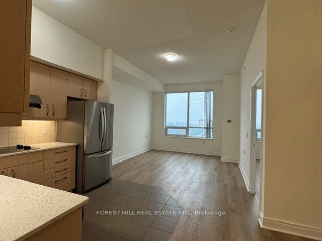 1 Sun Yat Sen Avenue 2276, Markham, ON L3R 5K9 photo 2