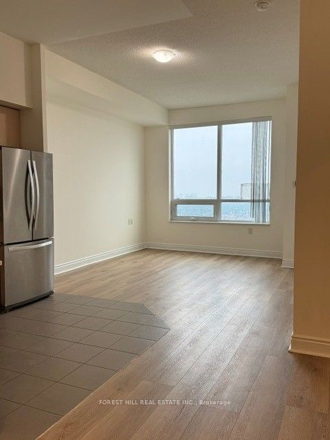 1 Sun Yat Sen Avenue 2276, Markham, ON L3R 5K9 photo 4