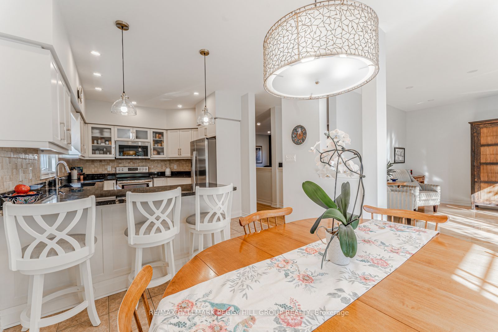 2070 Osbond Road, Innisfil, ON L9S 0A9 photo 3