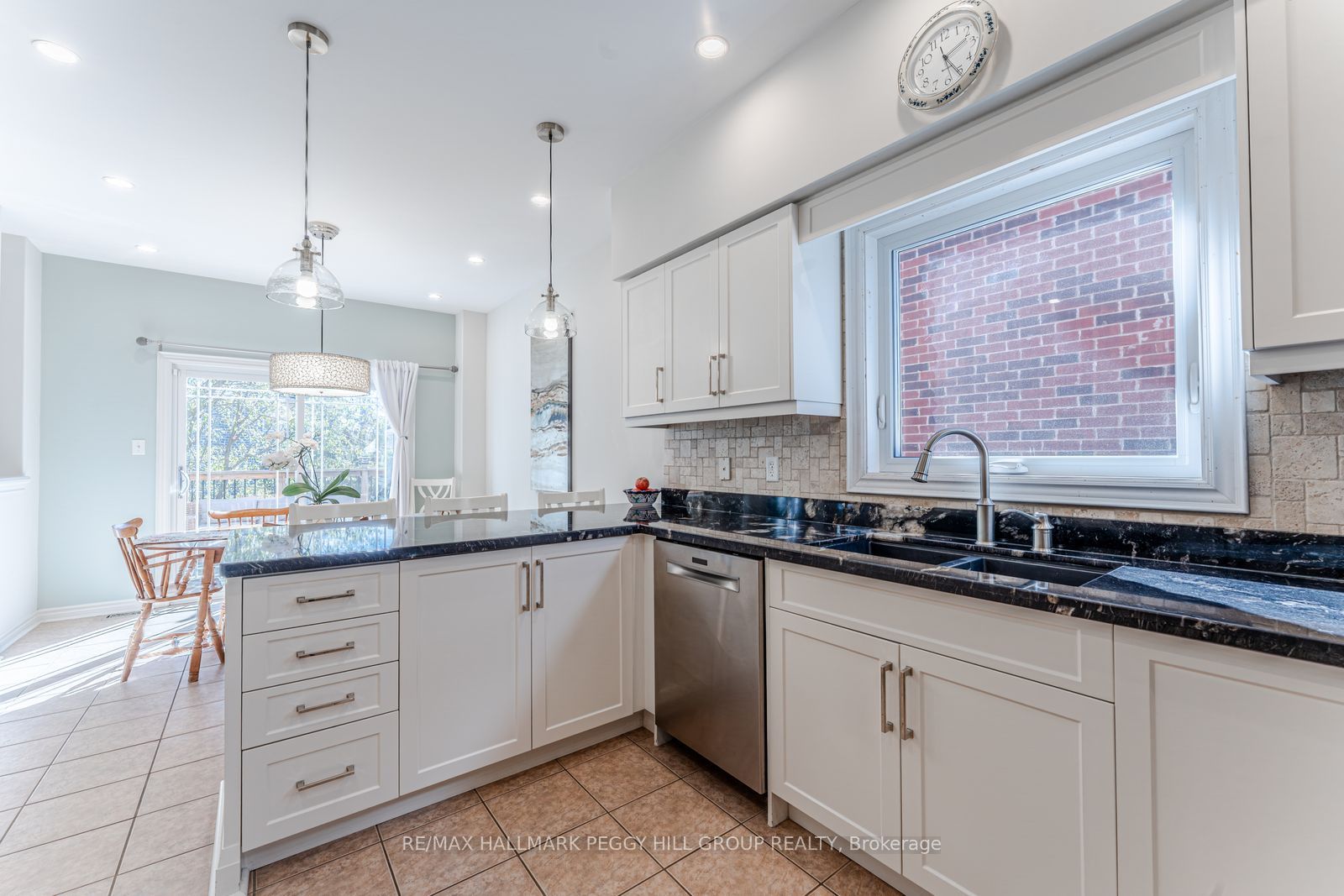 2070 Osbond Road, Innisfil, ON L9S 0A9 photo 4