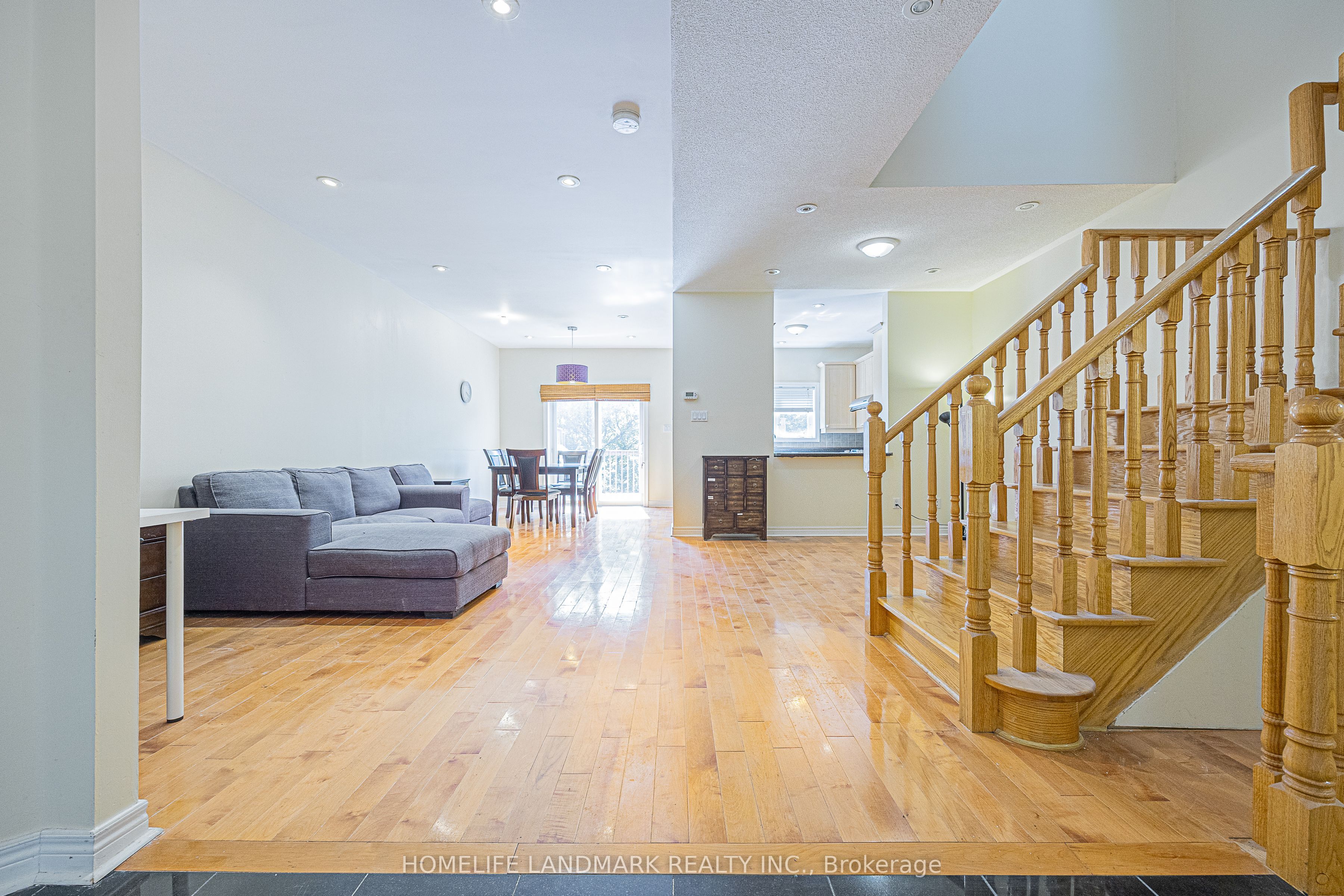 38 Romance Drive, Richmond Hill, ON L4S 2R7 photo 5