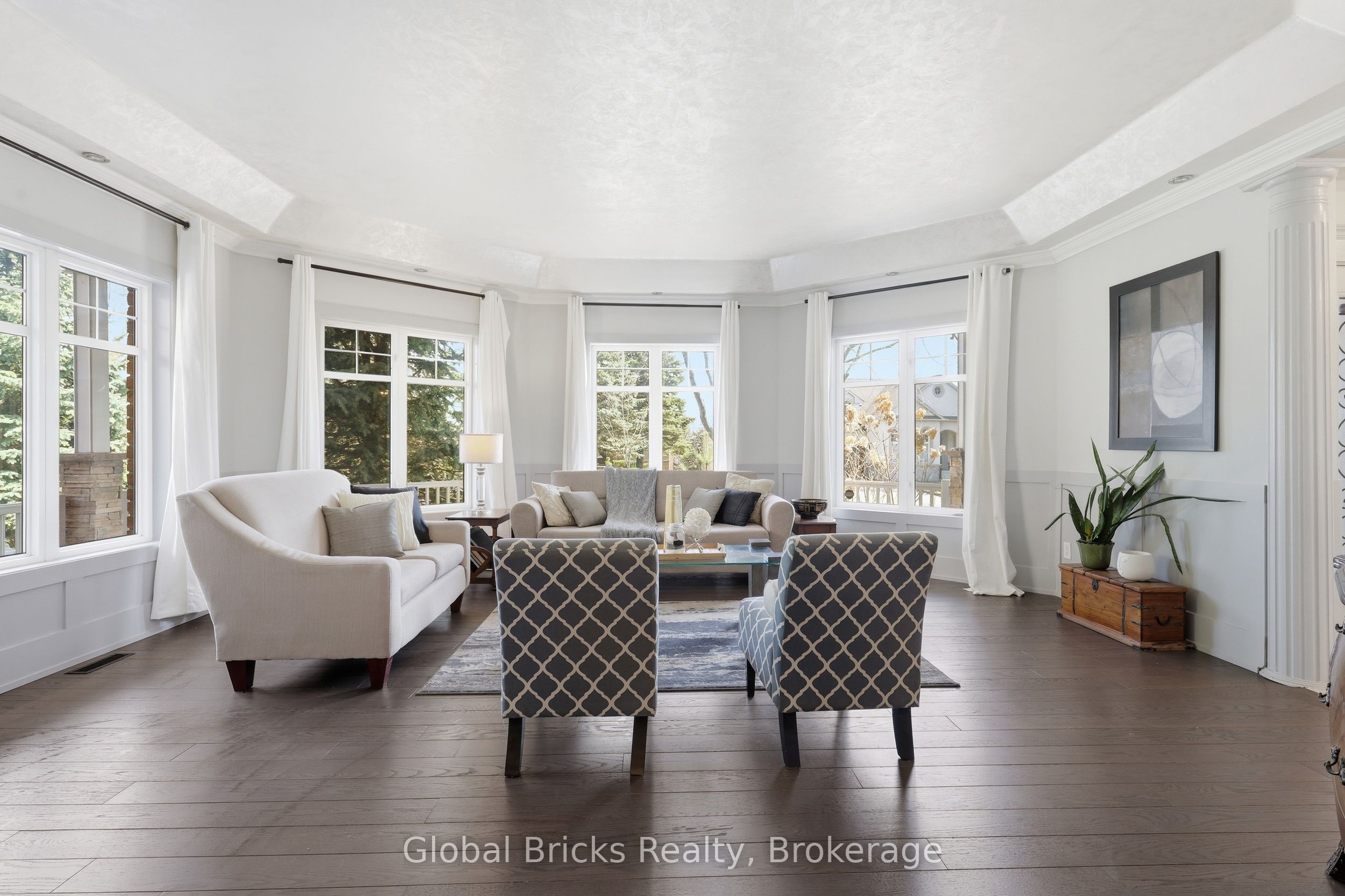 74 Kootenay Ridge, Vaughan, ON L6A 2V9