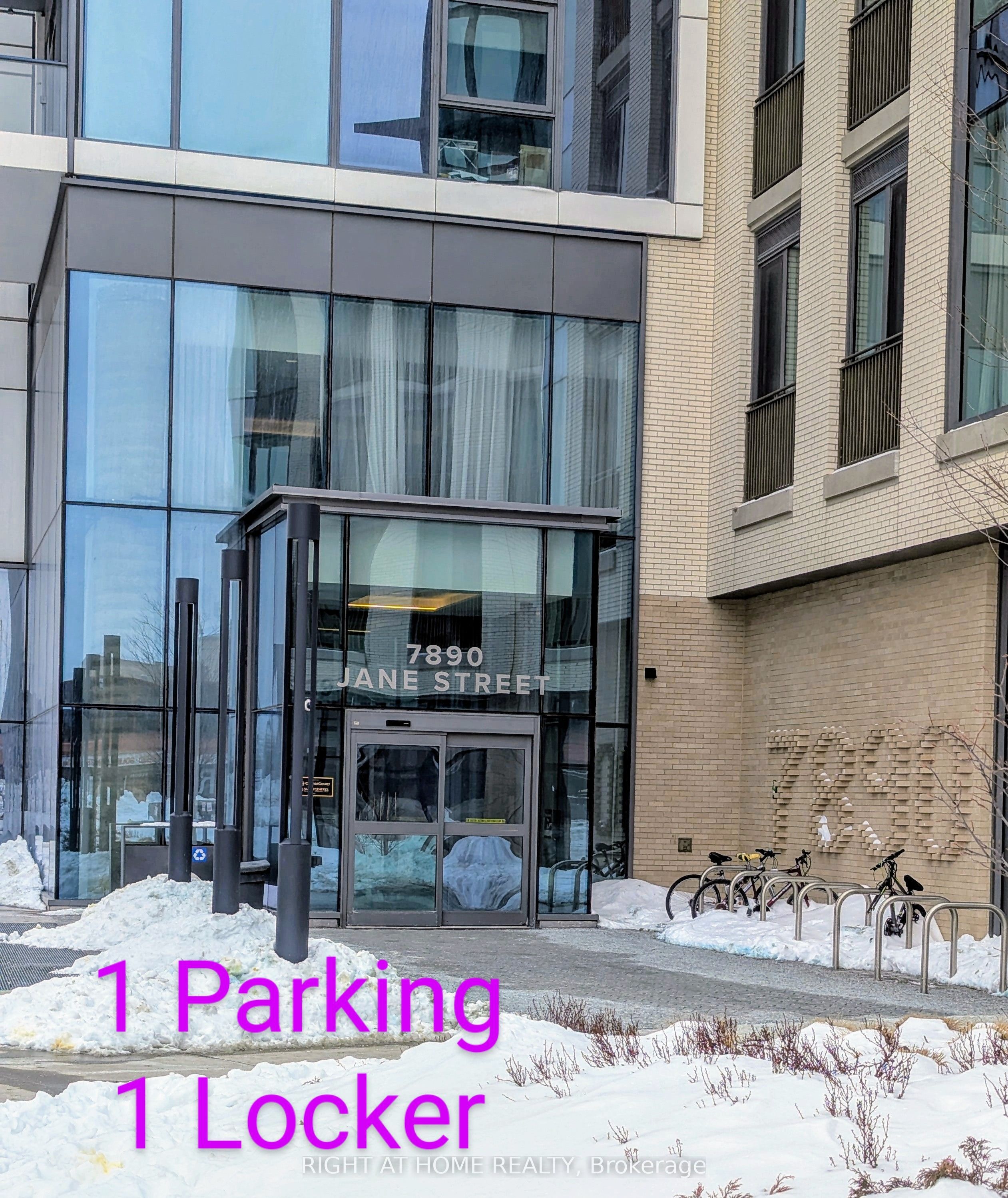 7890 JANE Street, Vaughan, ON L4K 0K9 photo 2