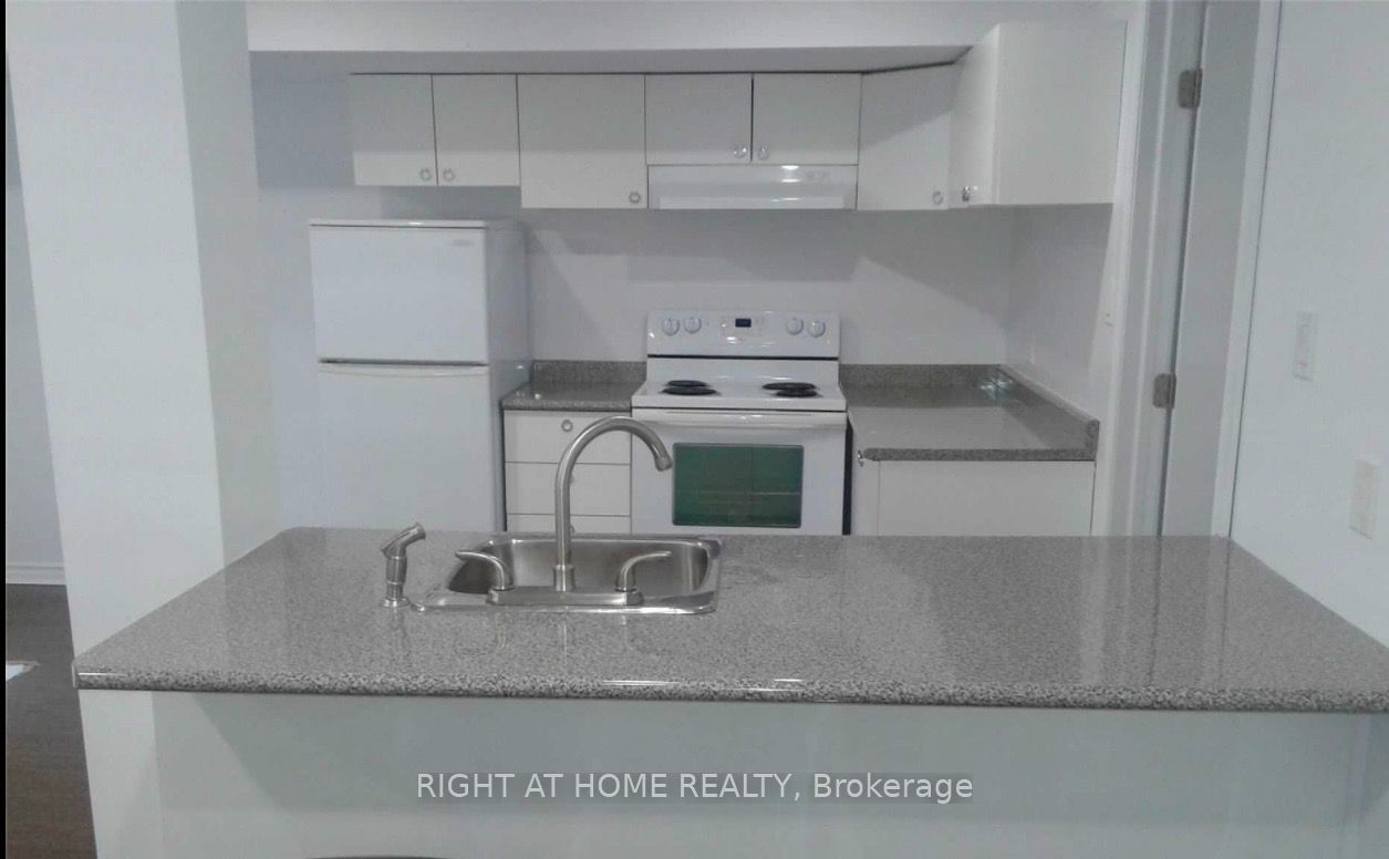 75 Maffey Crescent Bsmet, Richmond Hill, ON L4S 0A8 photo 3