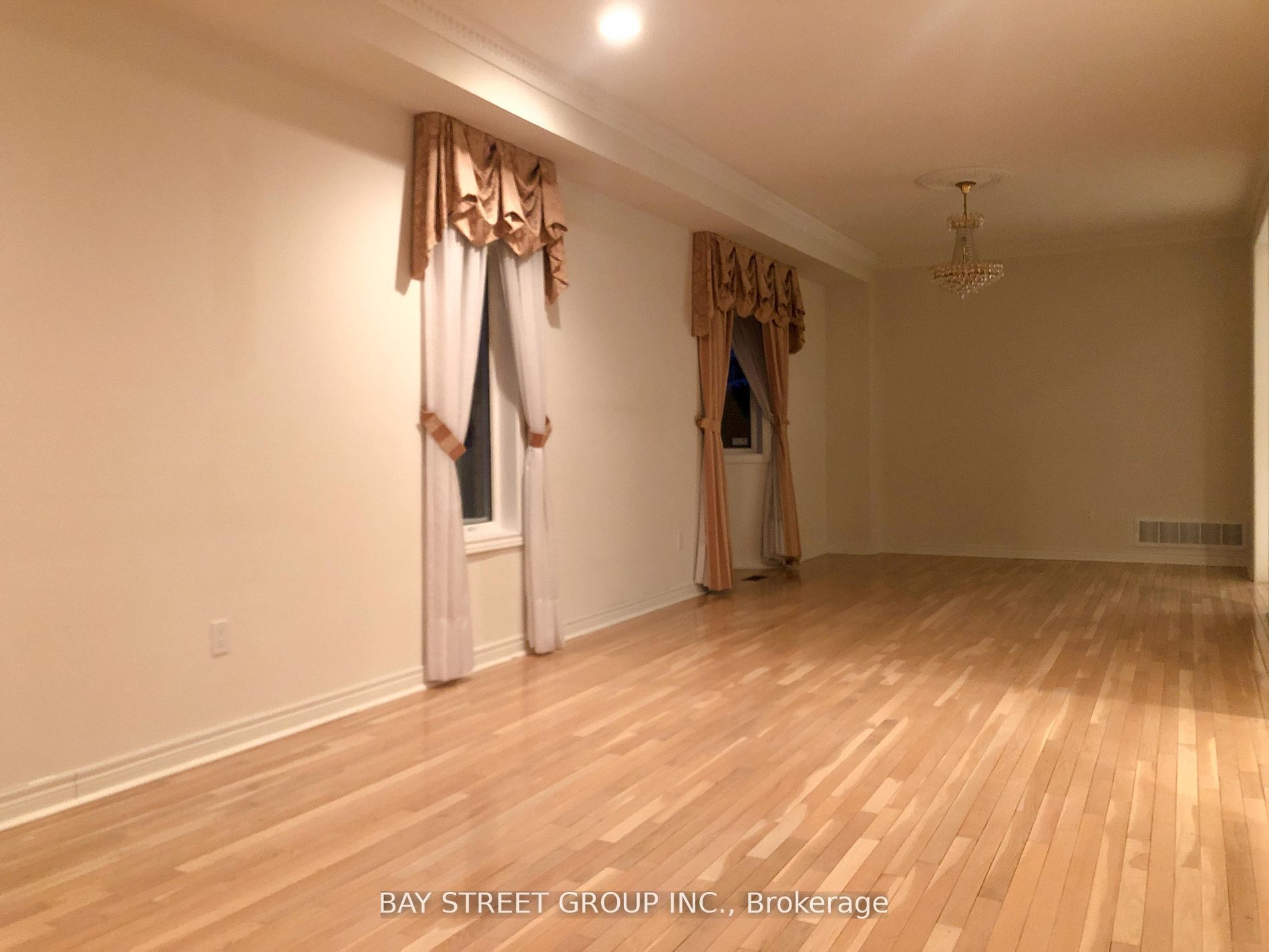13 Pembrooke Road, Markham, ON L6C 2L2 photo 3