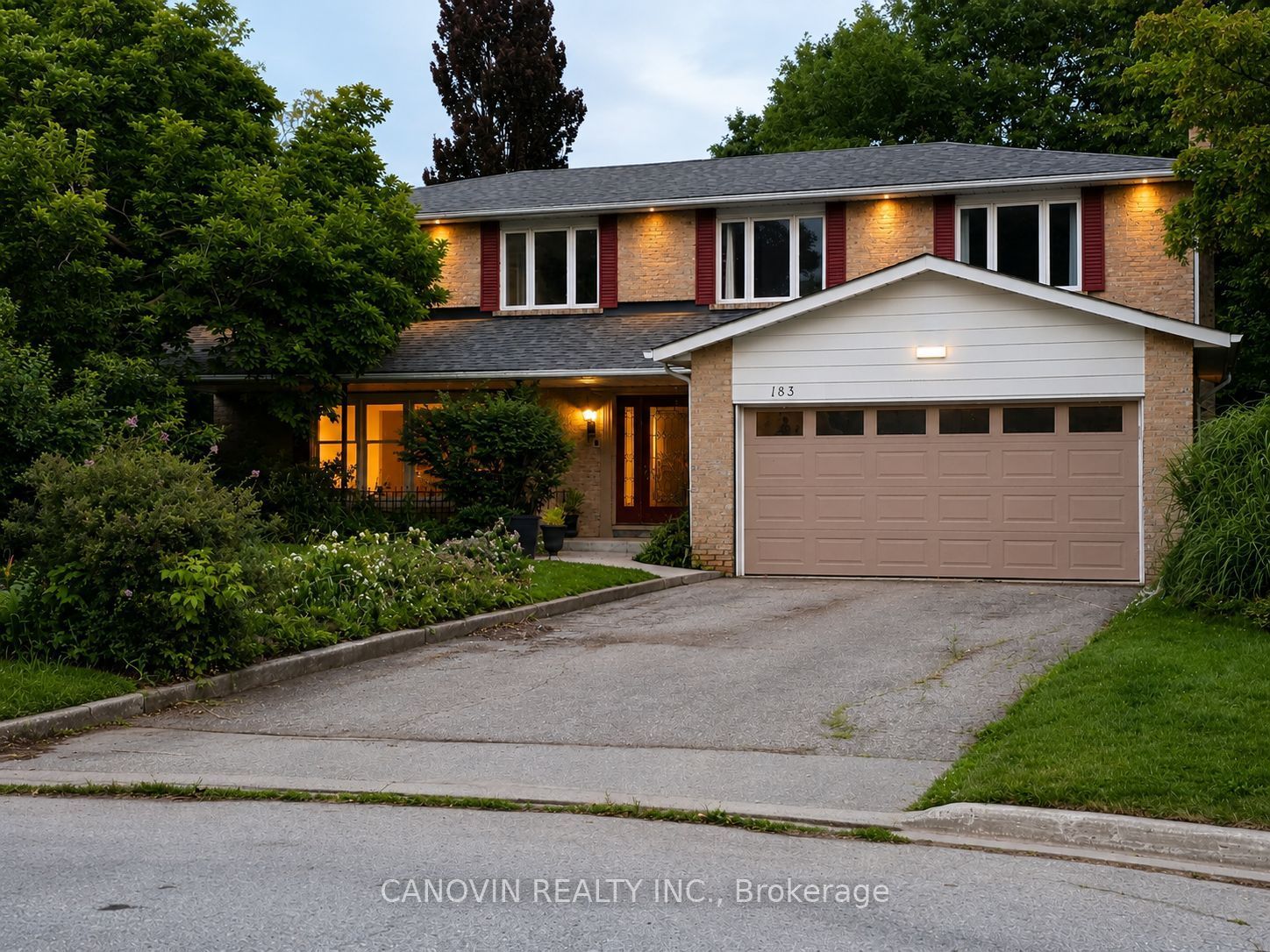 183 St. Anthony's Court, Richmond Hill, ON L4C 4T4