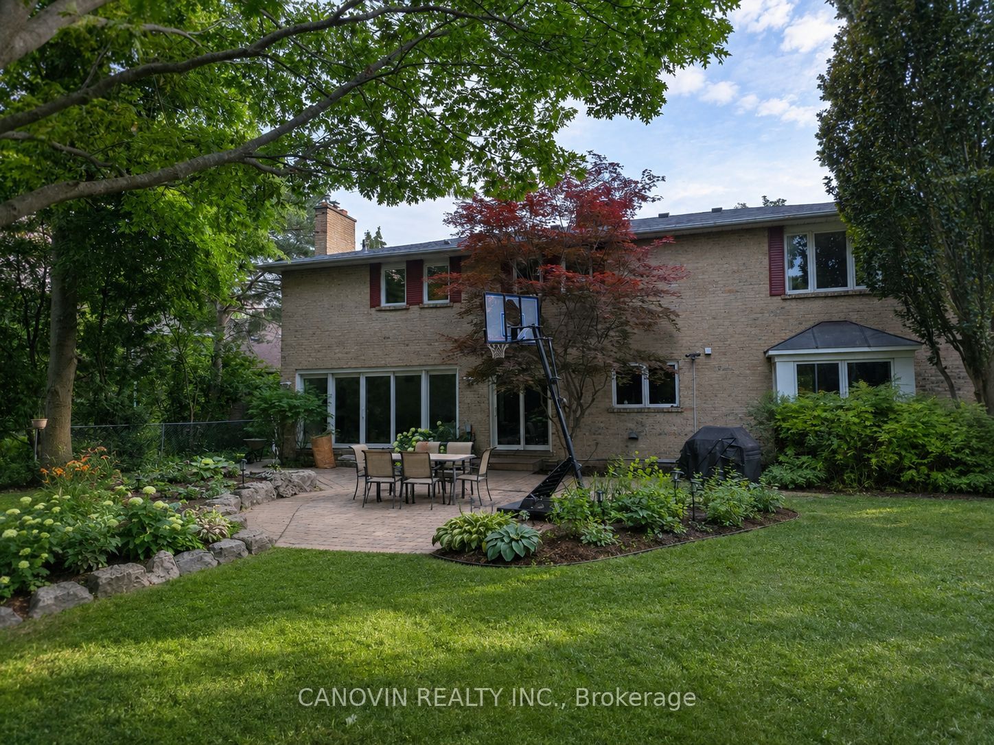 183 St. Anthony's Court, Richmond Hill, ON L4C 4T4 photo 5