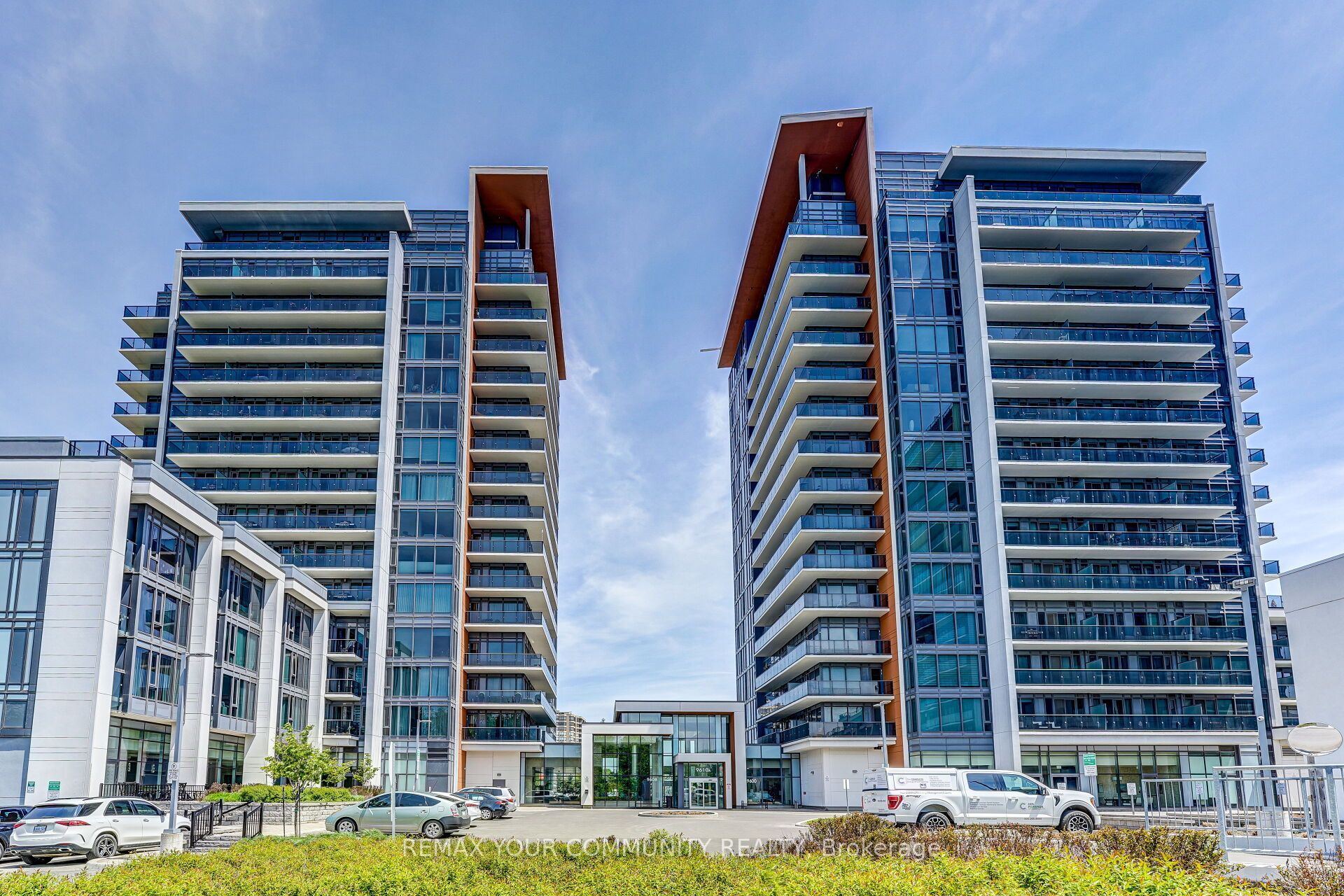 9608 Yonge Street 705A, Richmond Hill, ON L4C 0X4