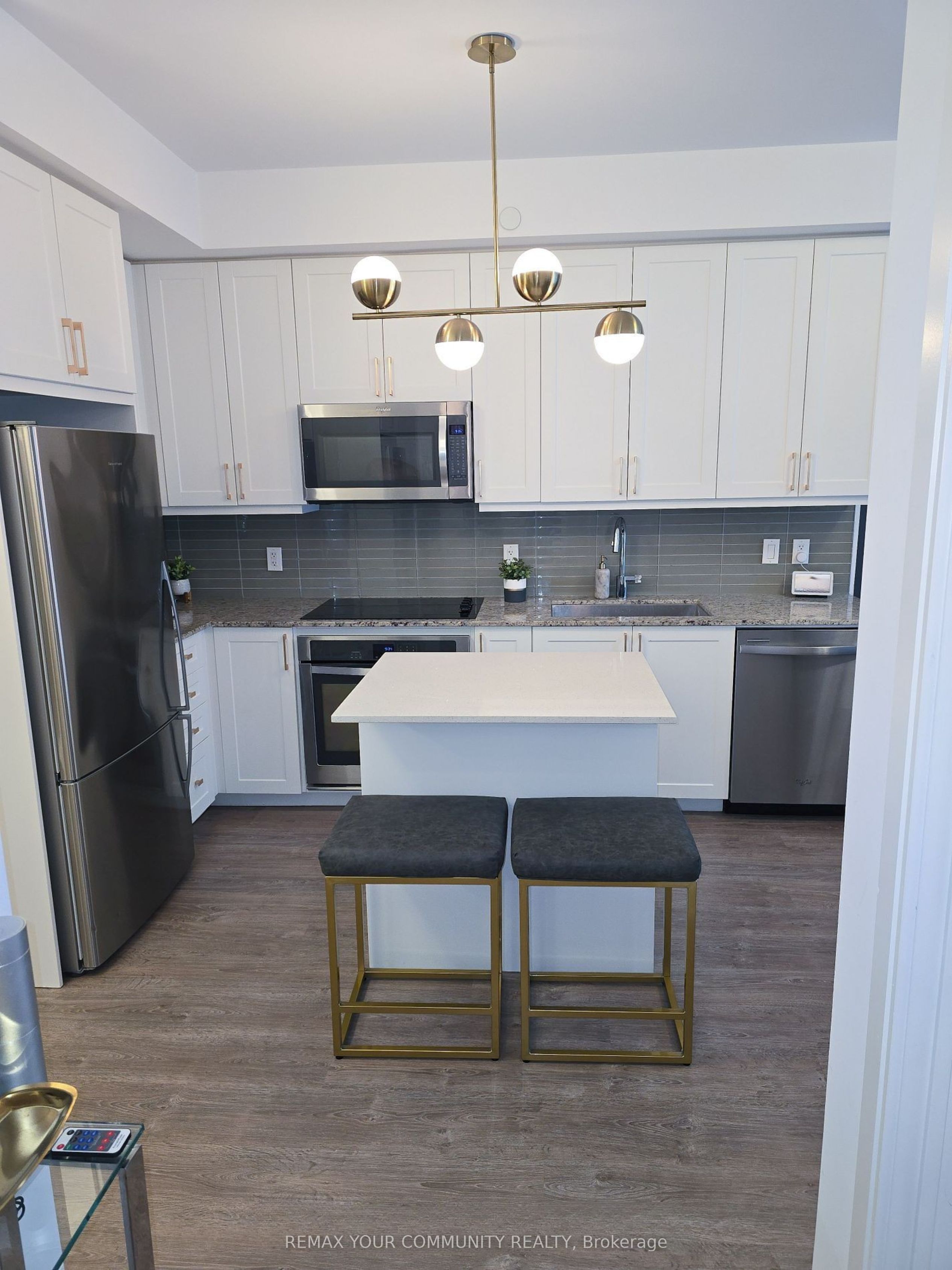 9608 Yonge Street 705A, Richmond Hill, ON L4C 0X4 photo 2