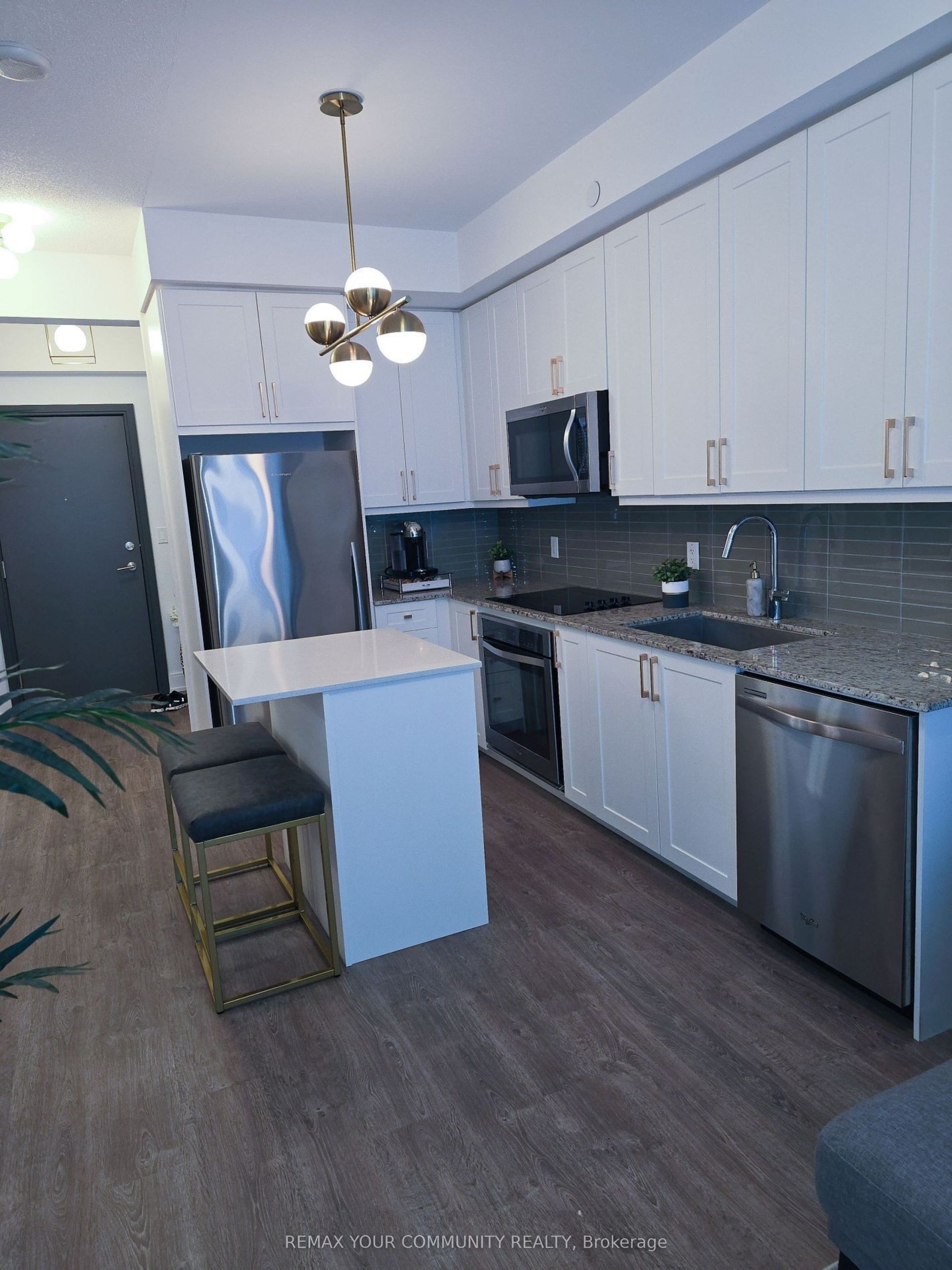9608 Yonge Street 705A, Richmond Hill, ON L4C 0X4 photo 3