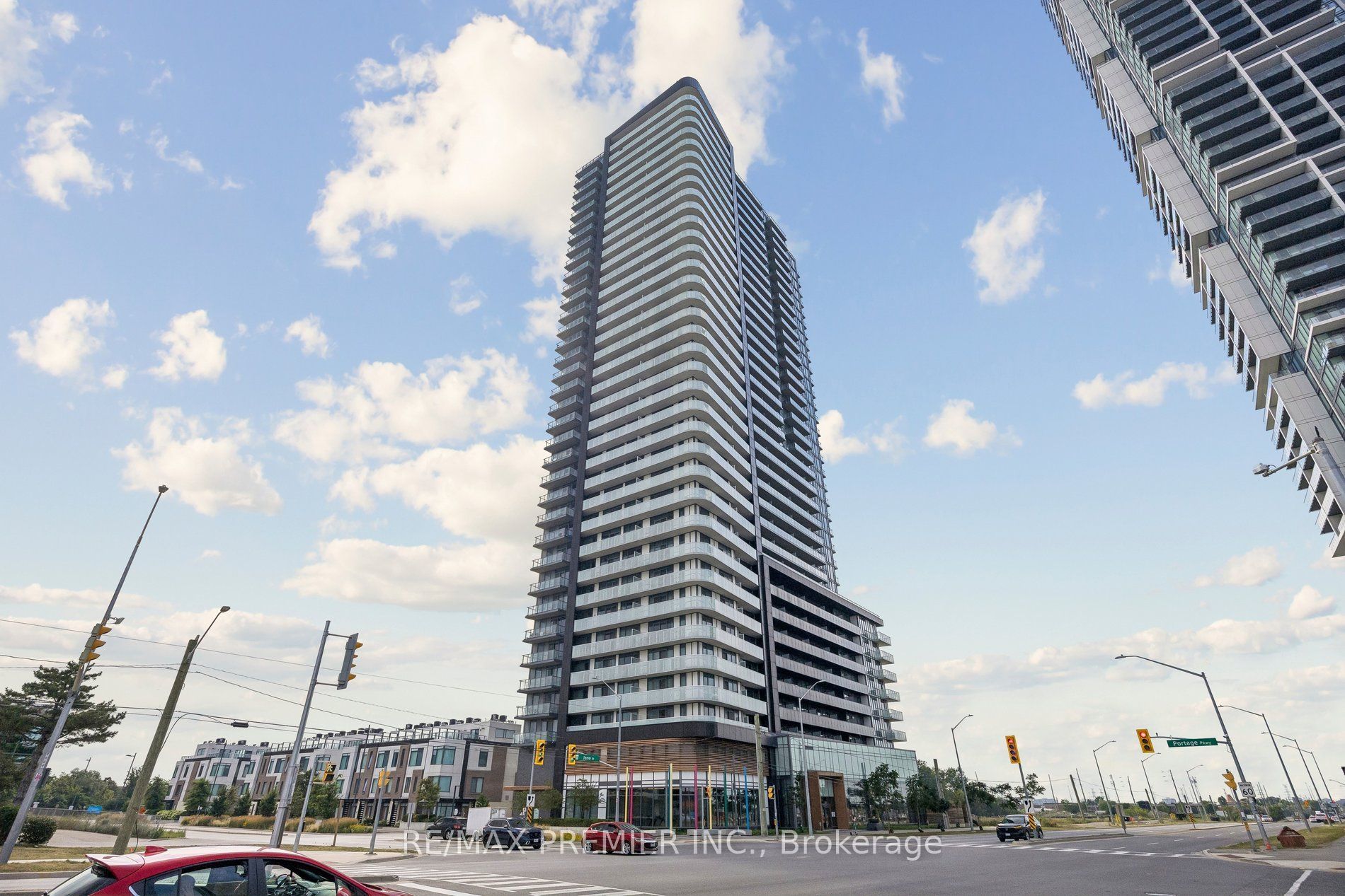 7895 Jane Street 1717, Vaughan, ON L4K 2M7 photo 3