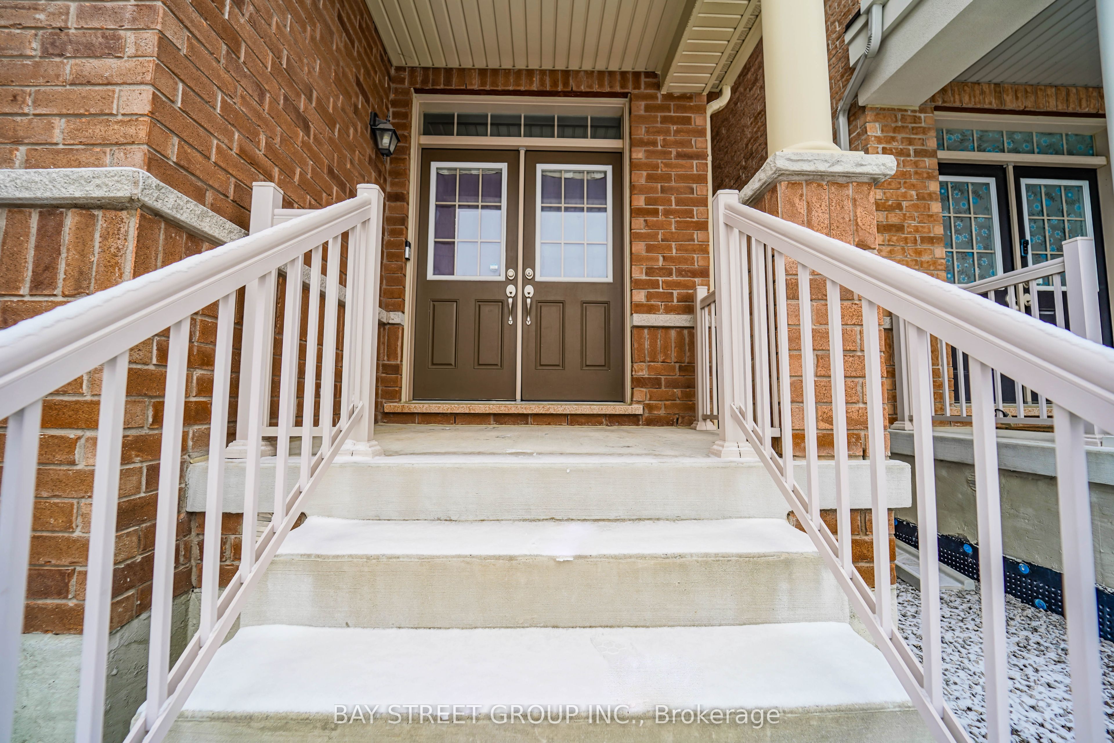 7 Gordon Landon Drive, Markham, ON L6B 0X9 photo 2