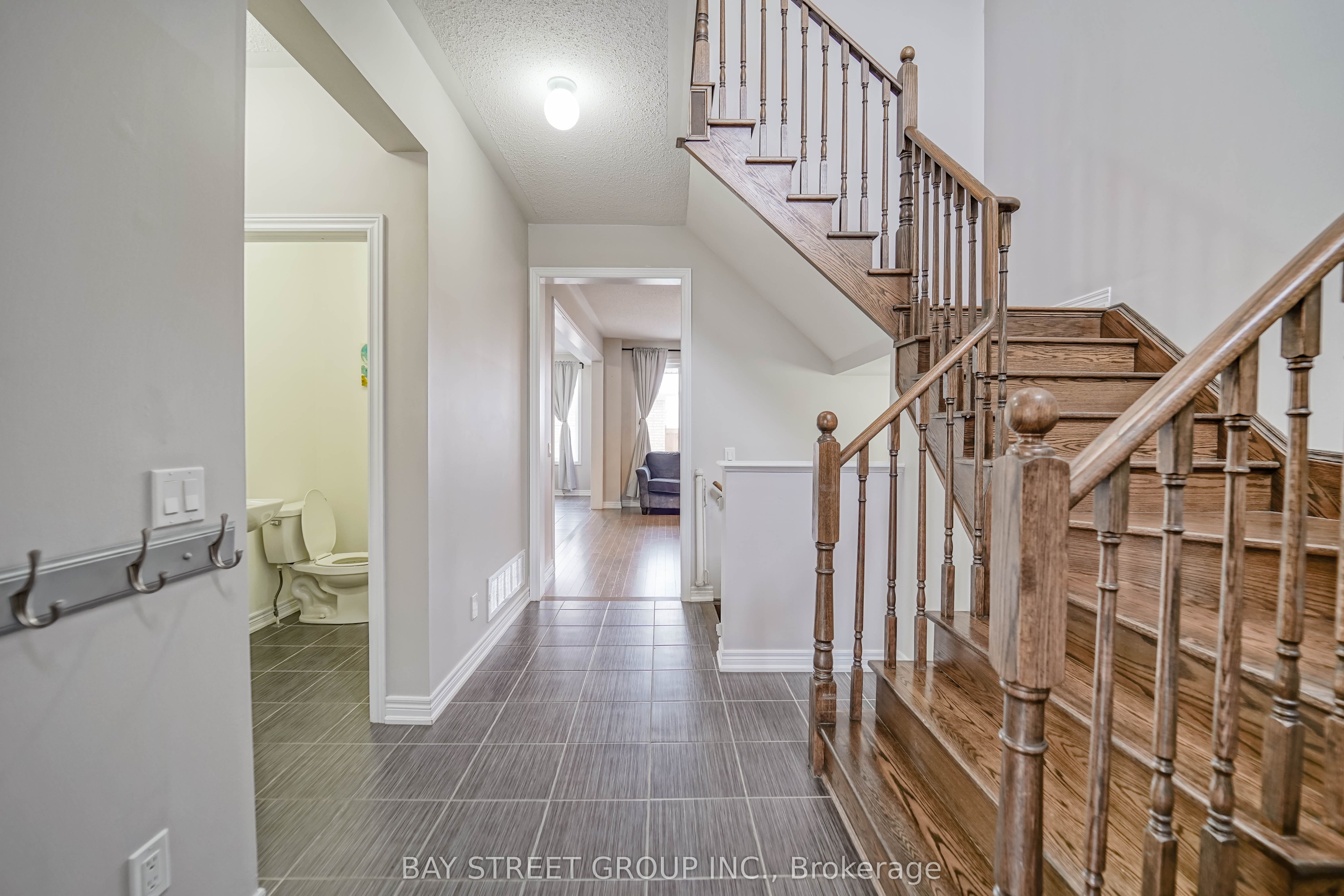 7 Gordon Landon Drive, Markham, ON L6B 0X9 photo 3