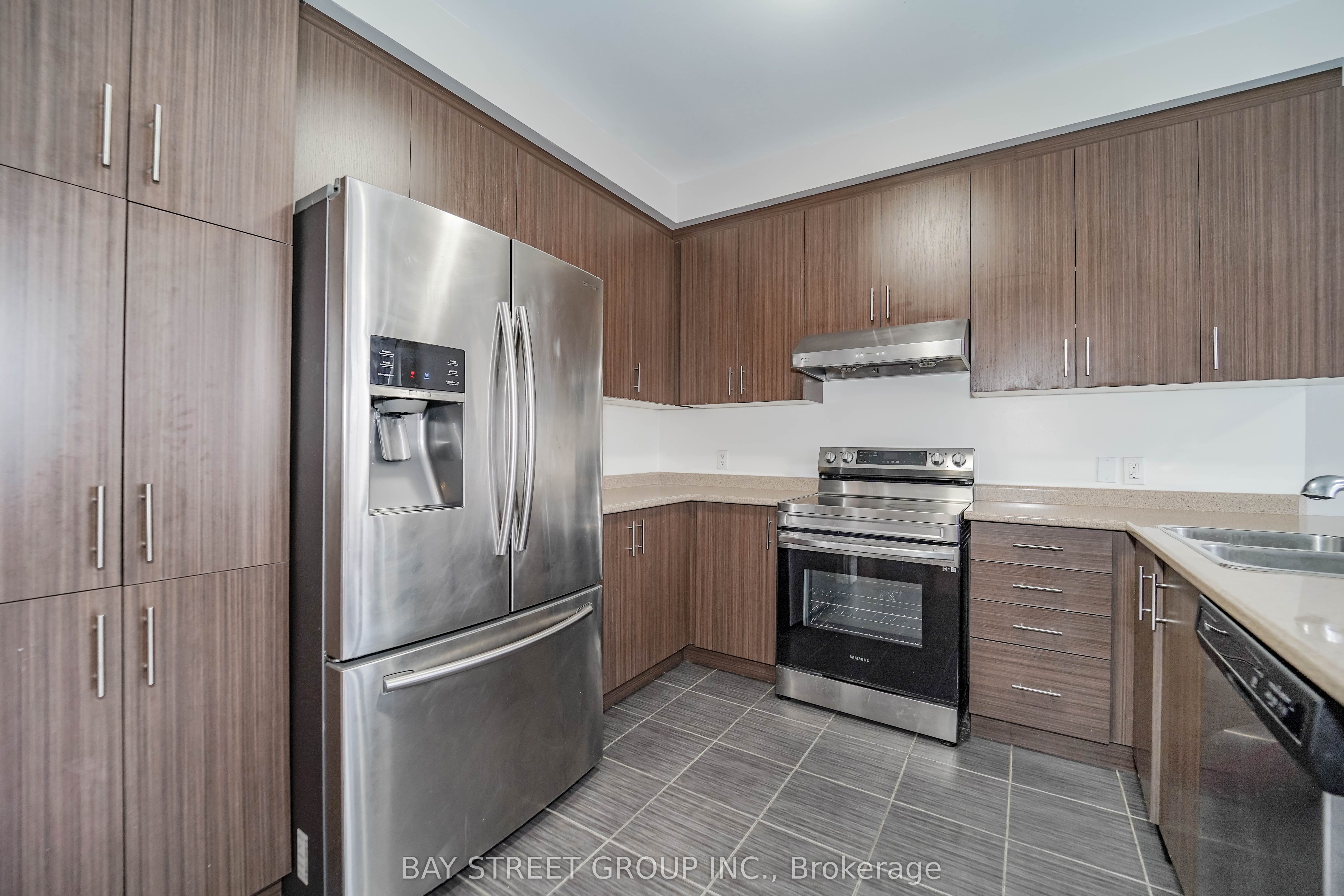 7 Gordon Landon Drive, Markham, ON L6B 0X9 photo 5