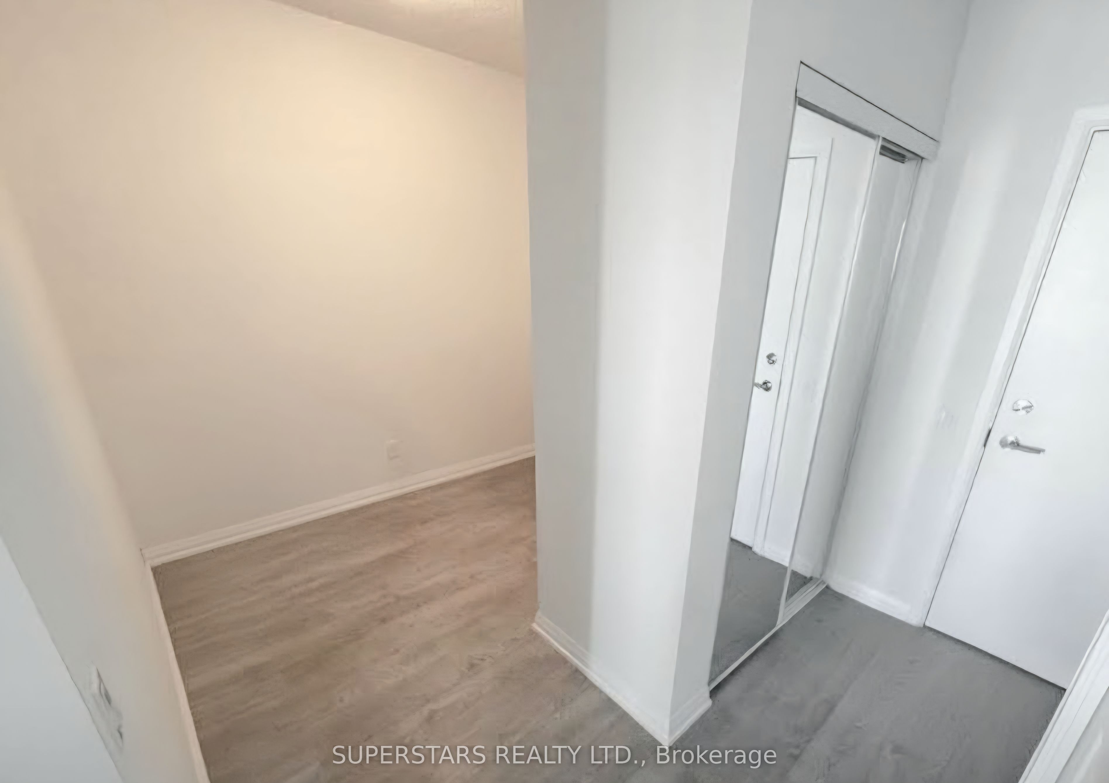 7895 Jane Street E 1616, Vaughan, ON L4K 0K2 photo 4