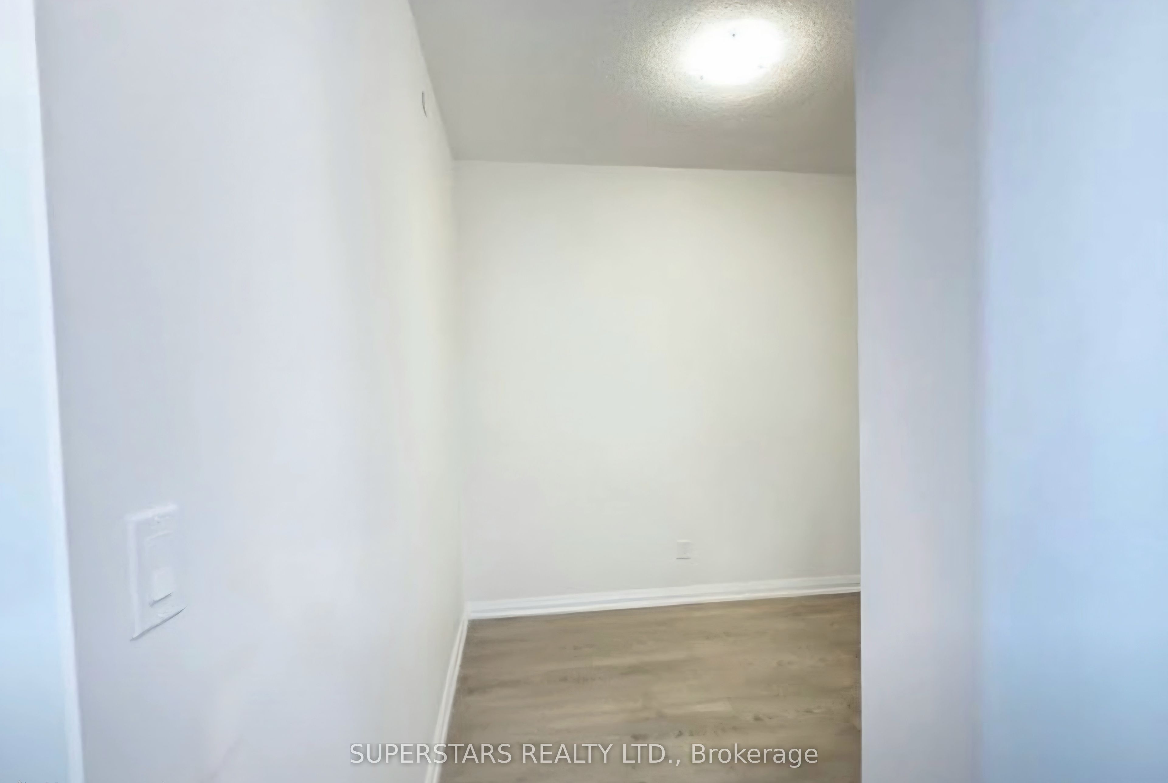 7895 Jane Street E 1616, Vaughan, ON L4K 0K2 photo 5