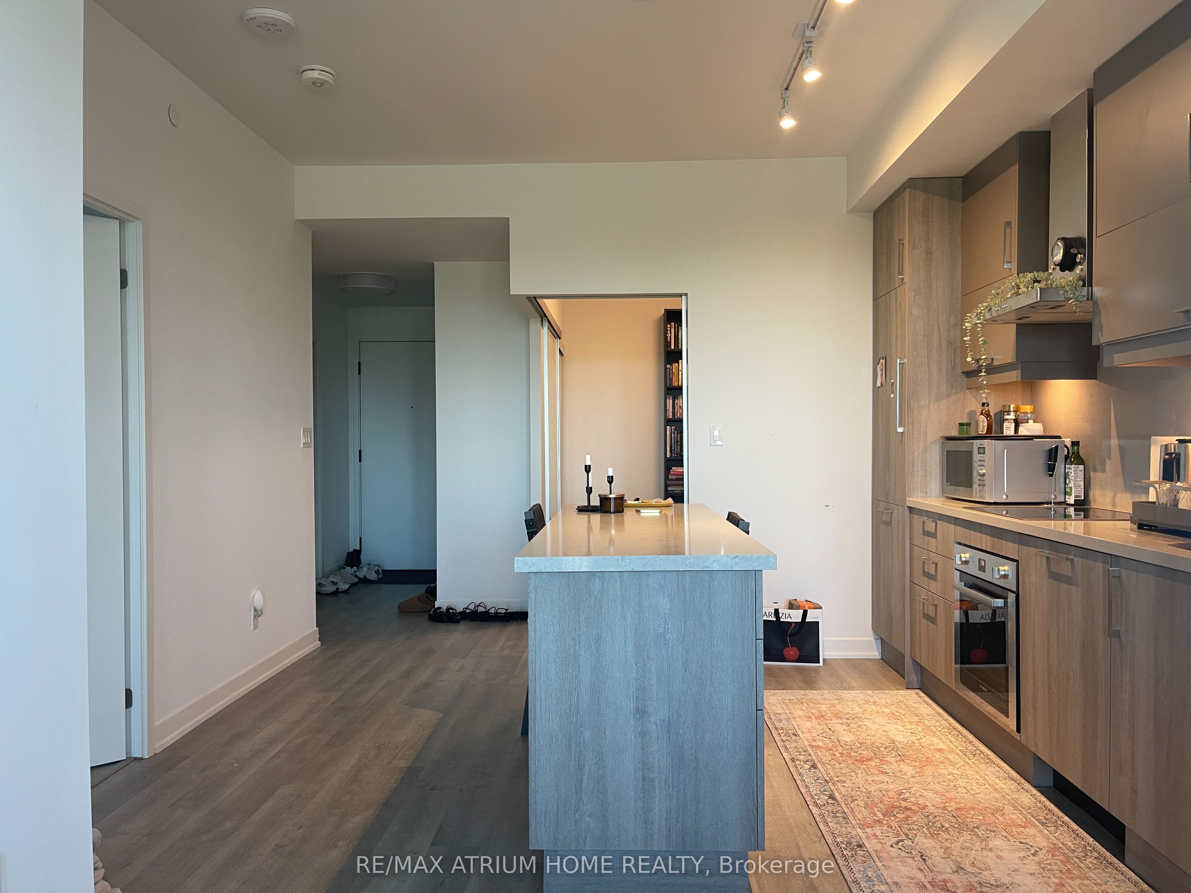 38 Simcoe Promenade 511, Markham, ON L6G 0H7 photo 2