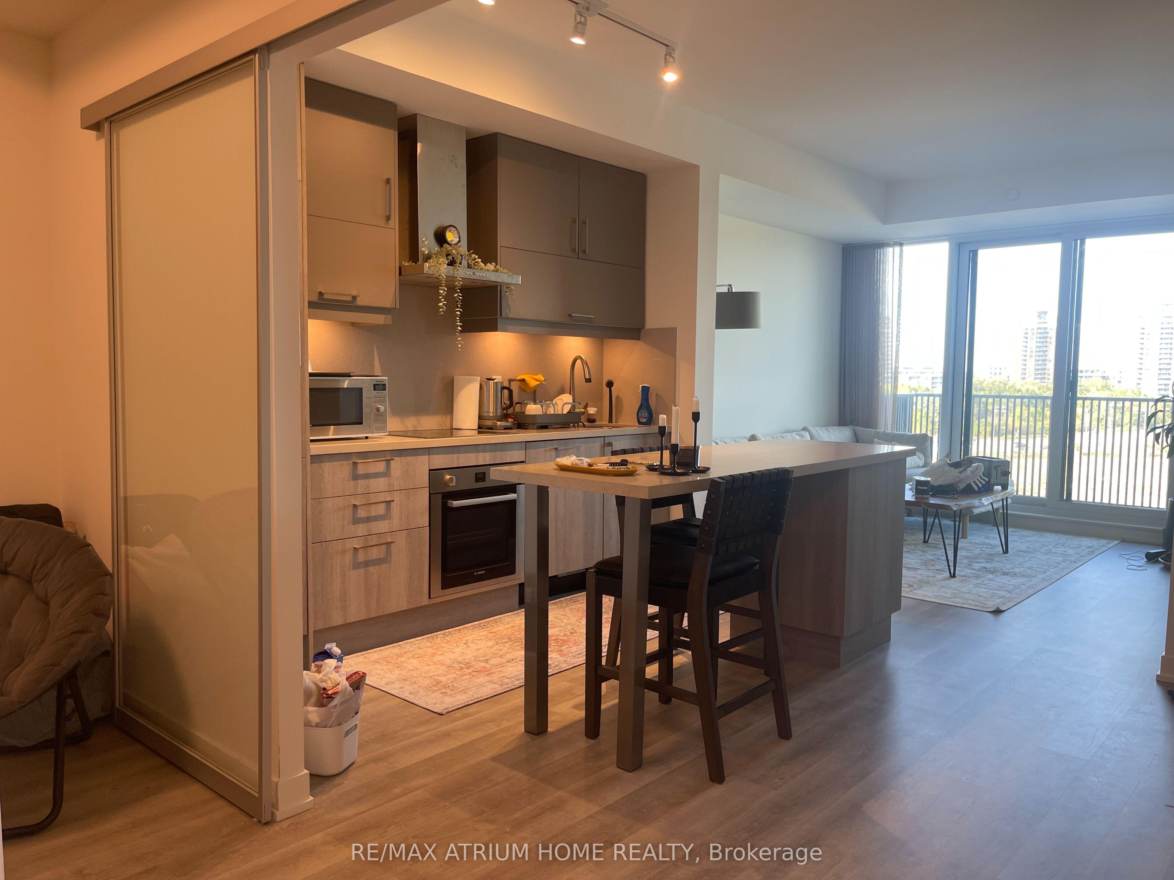 38 Simcoe Promenade 511, Markham, ON L6G 0H7 photo 4