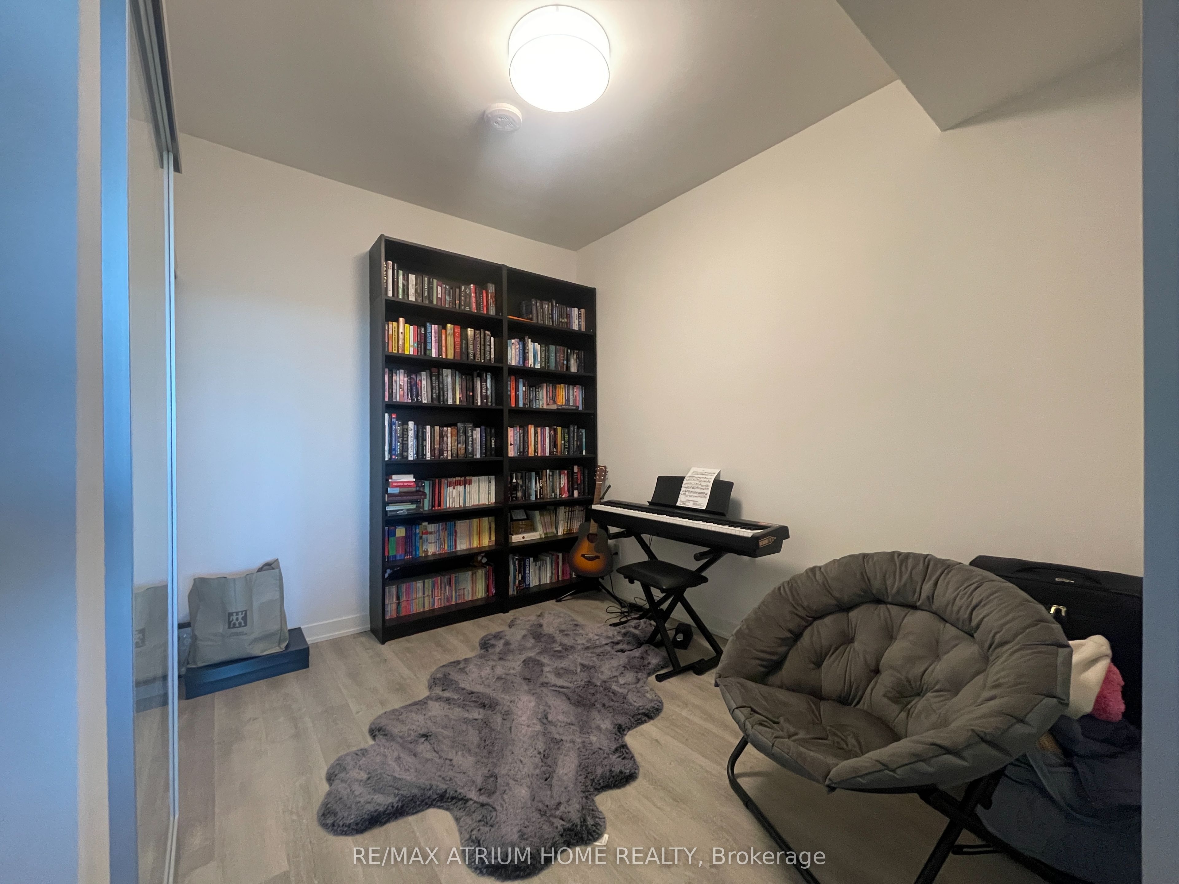 38 Simcoe Promenade 511, Markham, ON L6G 0H7 photo 5