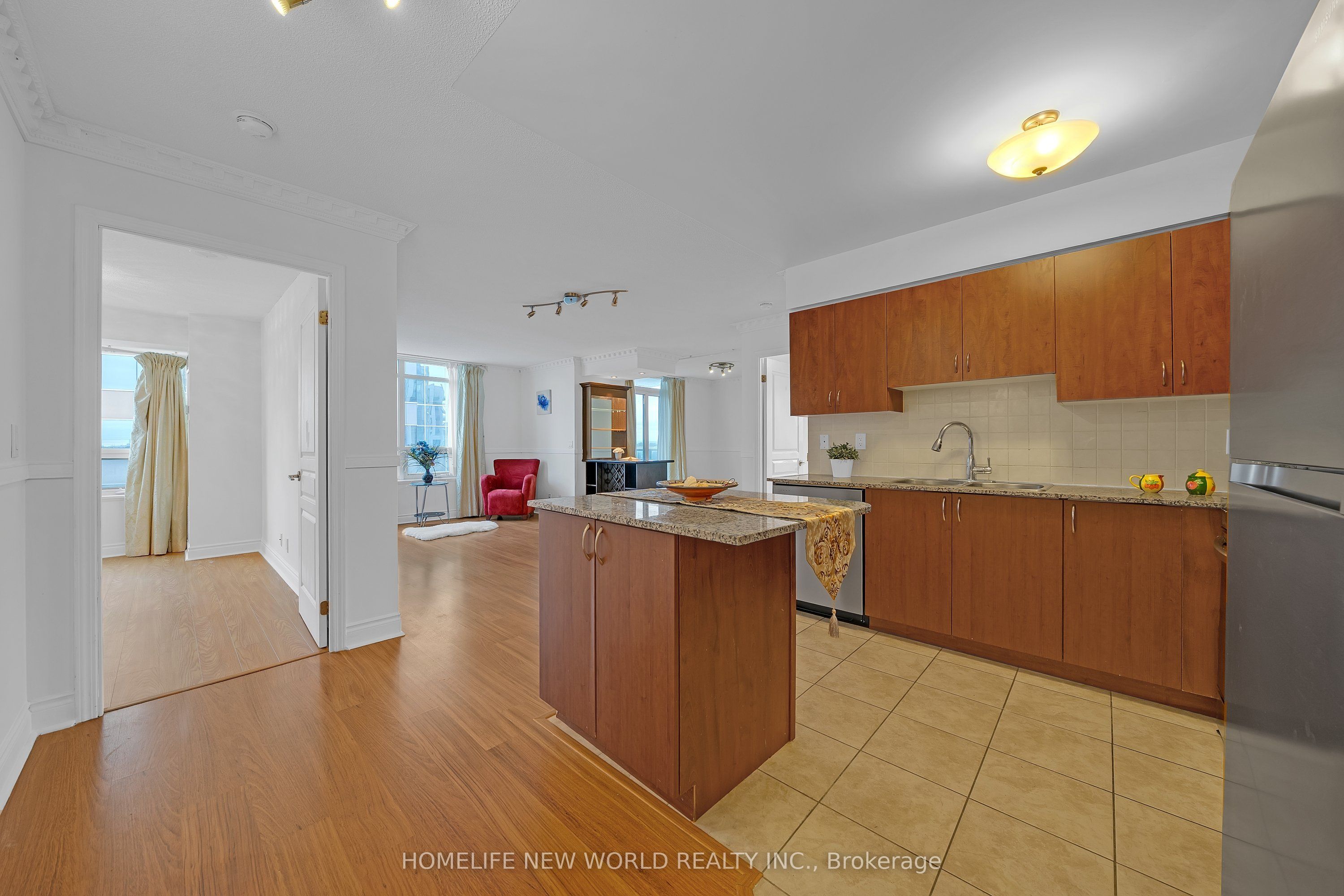 55 South Town Centre Boulevard 912, Markham, ON L6G 0B1 photo 3