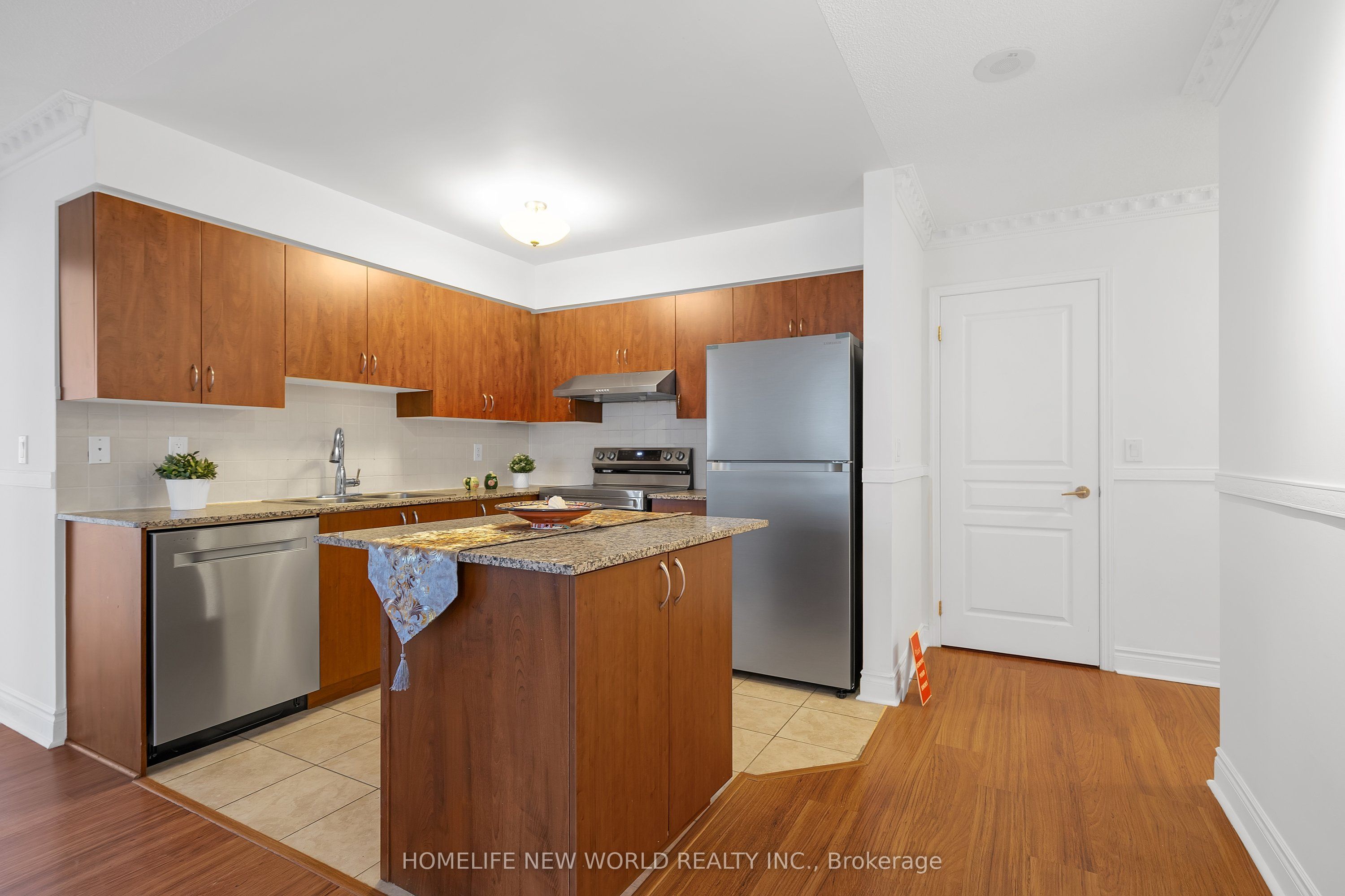 55 South Town Centre Boulevard 912, Markham, ON L6G 0B1 photo 4