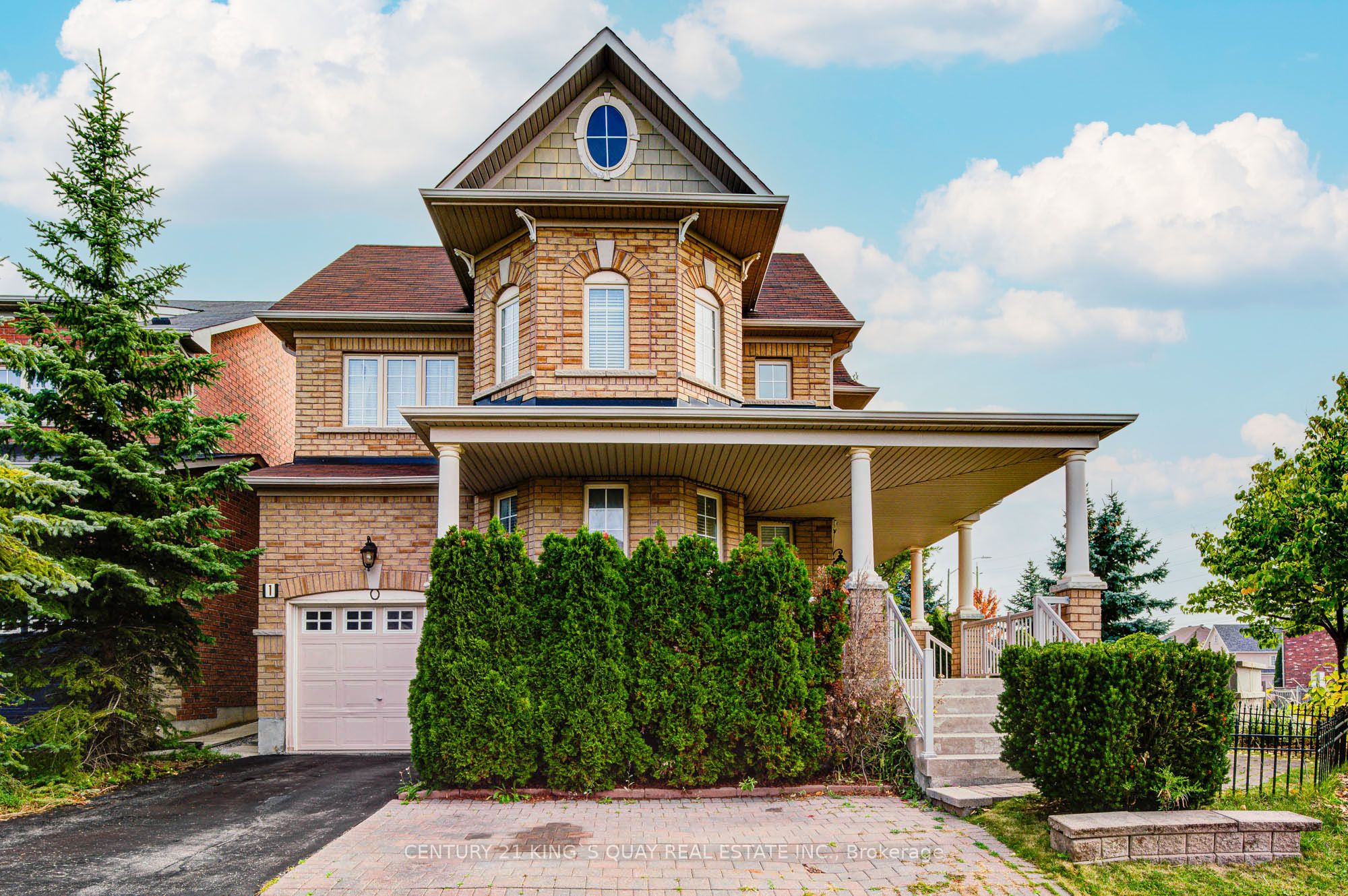 1 Lourakis Street, Richmond Hill, ON L4E 0J6