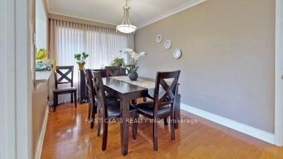 369 Paliser Crescent S, Richmond Hill, ON L4C 1S1 photo 5