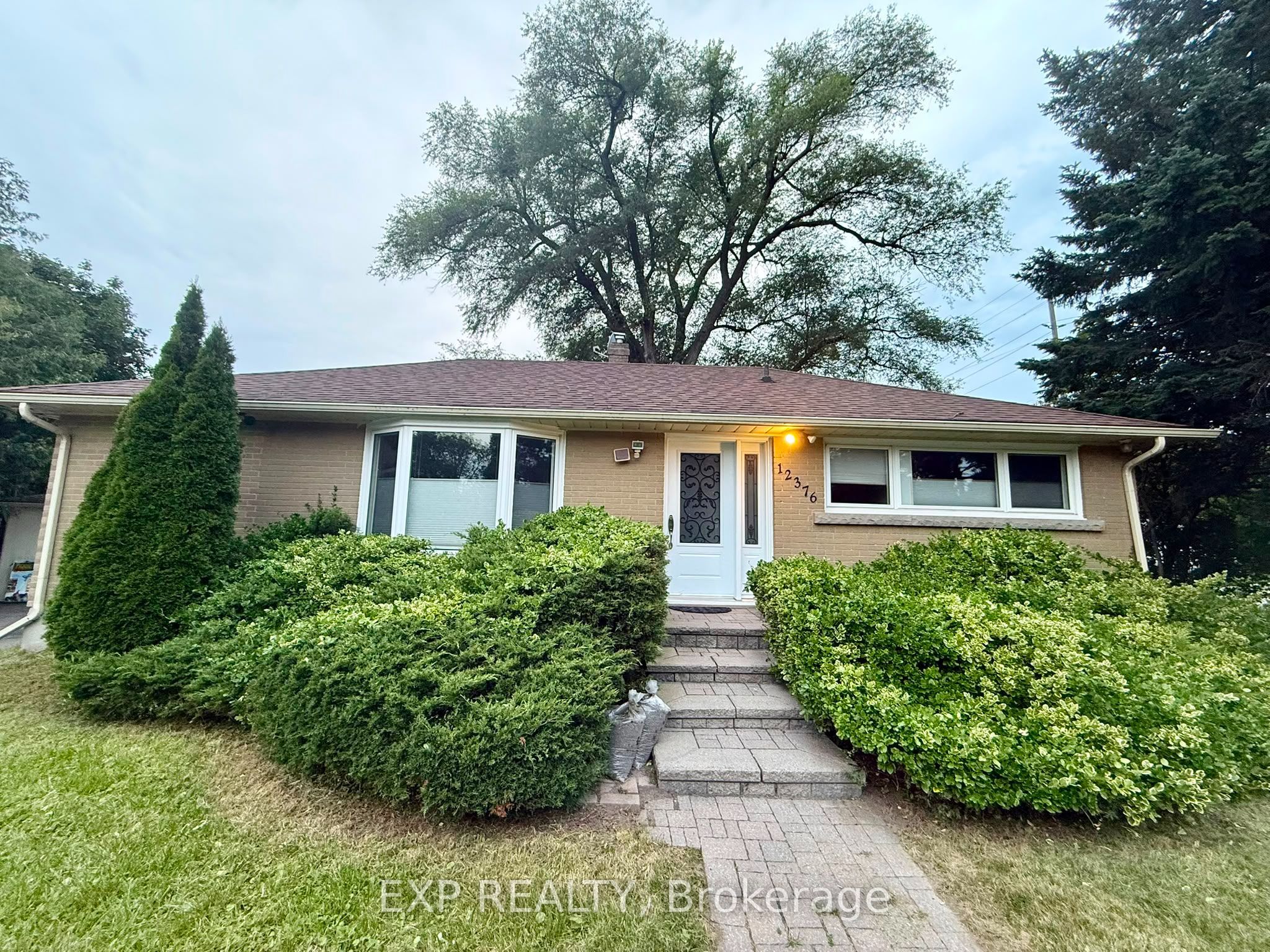 12376 Tenth Line, Whitchurch-Stouffville, ON L4A 4Z5