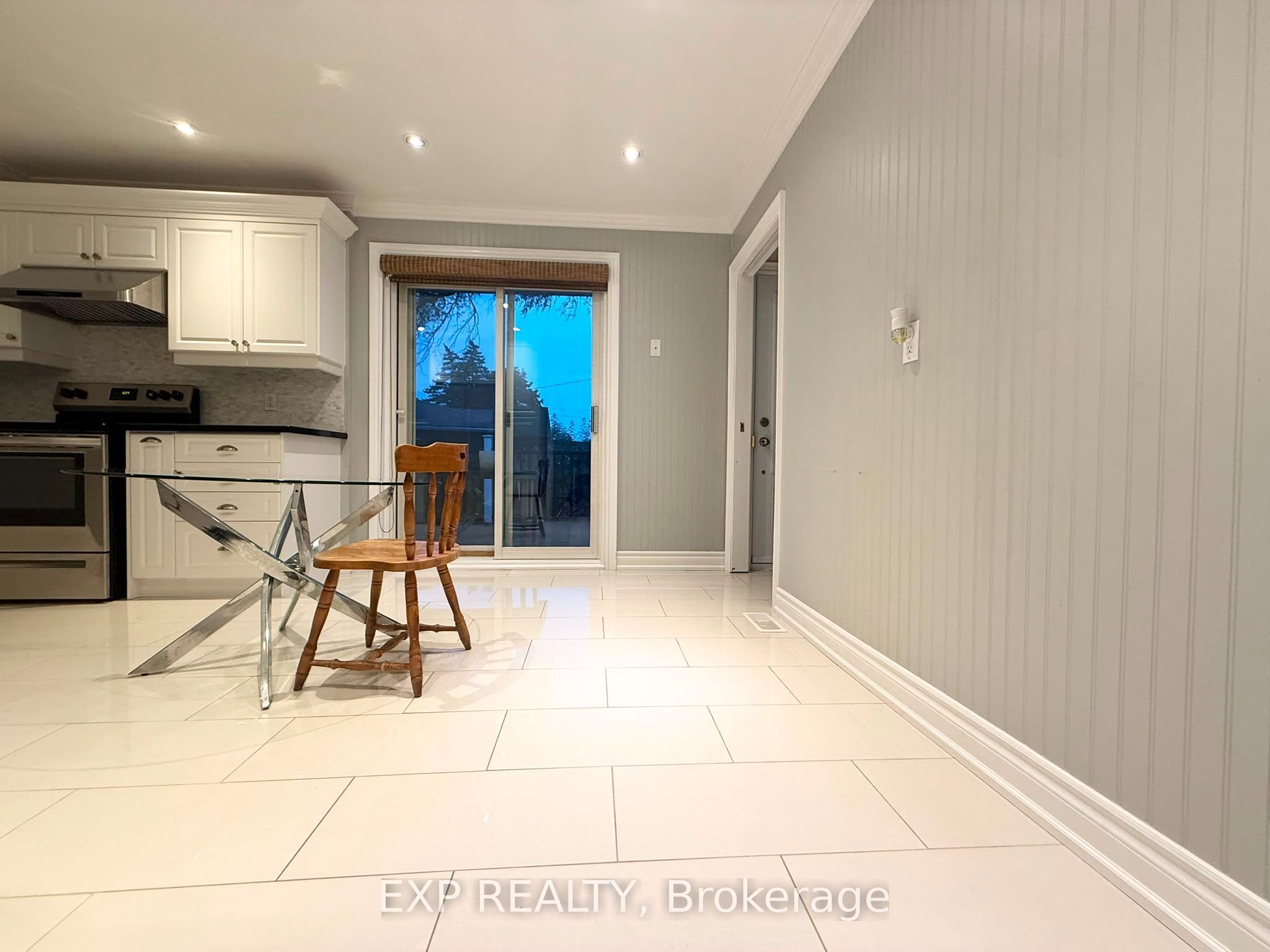 12376 Tenth Line, Whitchurch-Stouffville, ON L4A 4Z5 photo 5