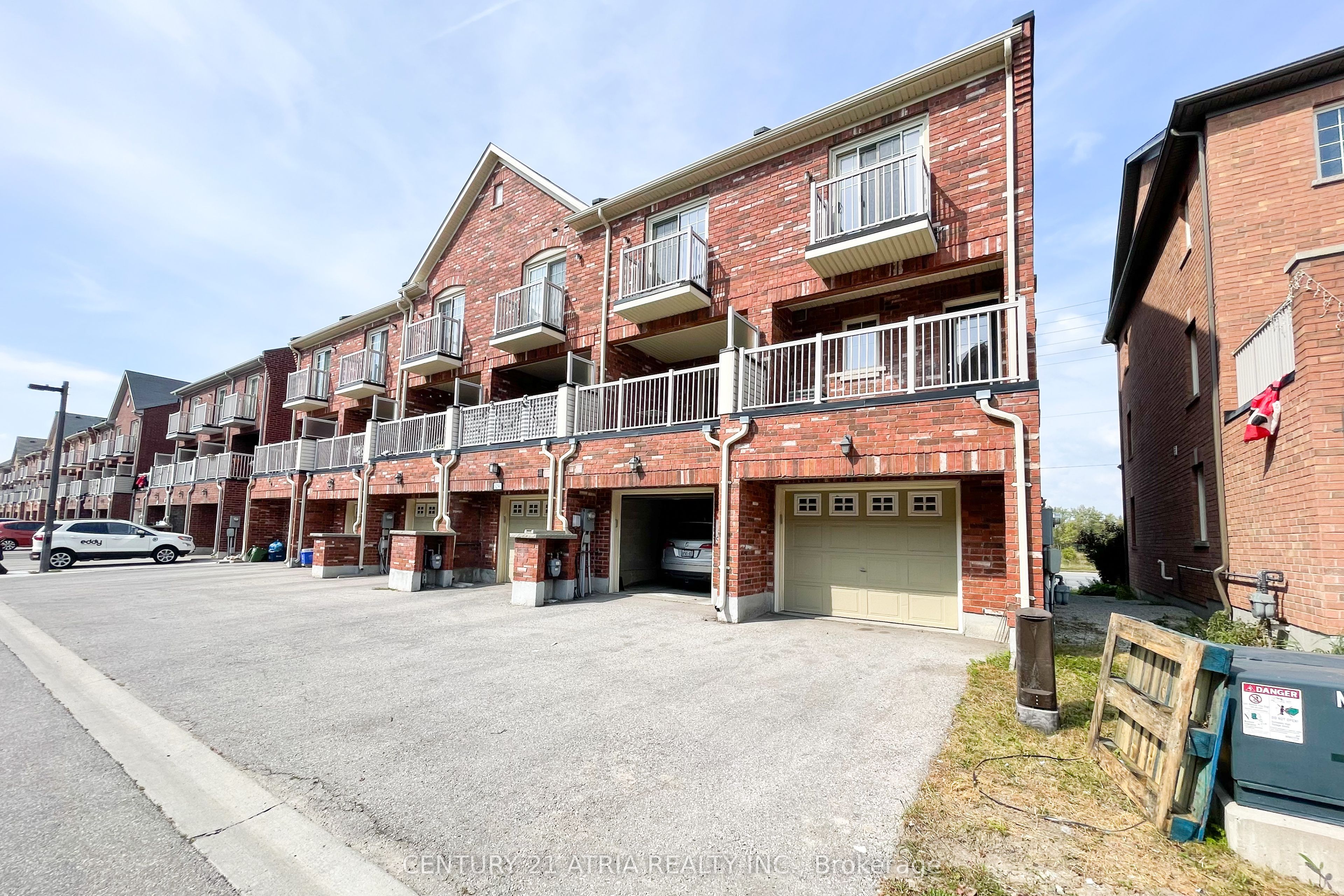 5295 Major Mackenzie Drive E, Markham, ON L6C 0N3