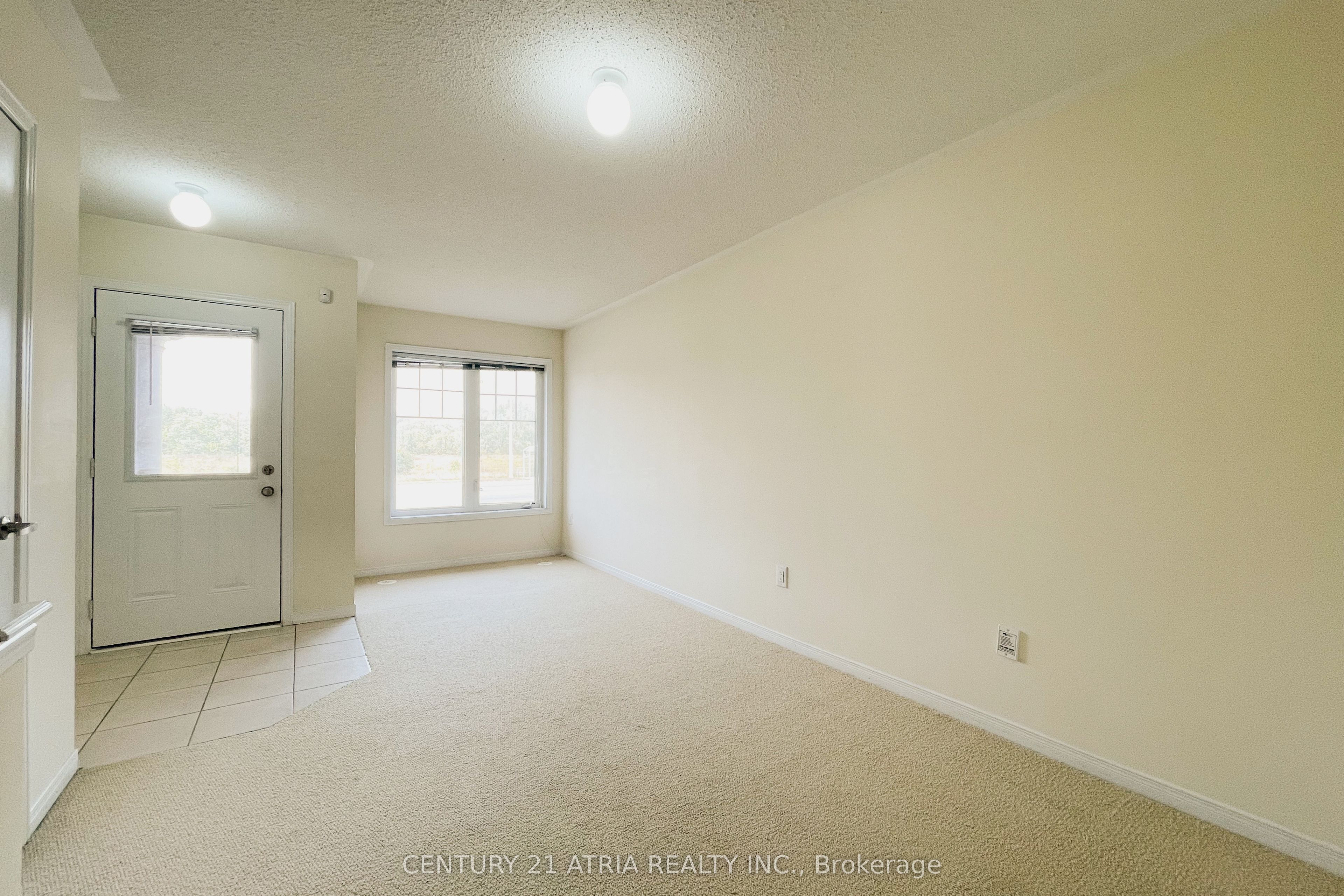5295 Major Mackenzie Drive E, Markham, ON L6C 0N3 photo 2