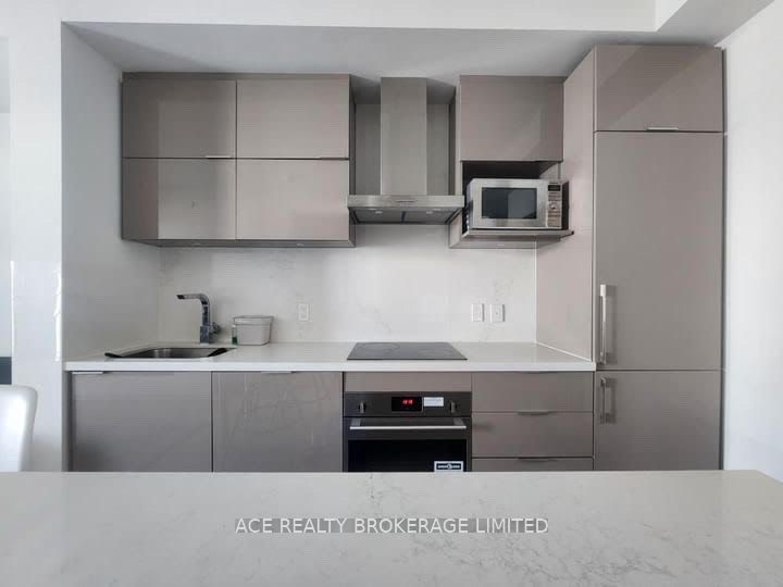 8 Rouge Valley Drive W 702, Markham, ON L6G 0G8 photo 4