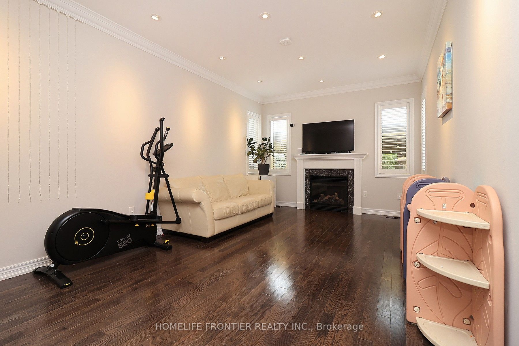 56 Twin Hills Crescent, Vaughan, ON L4H 0G7 photo 4