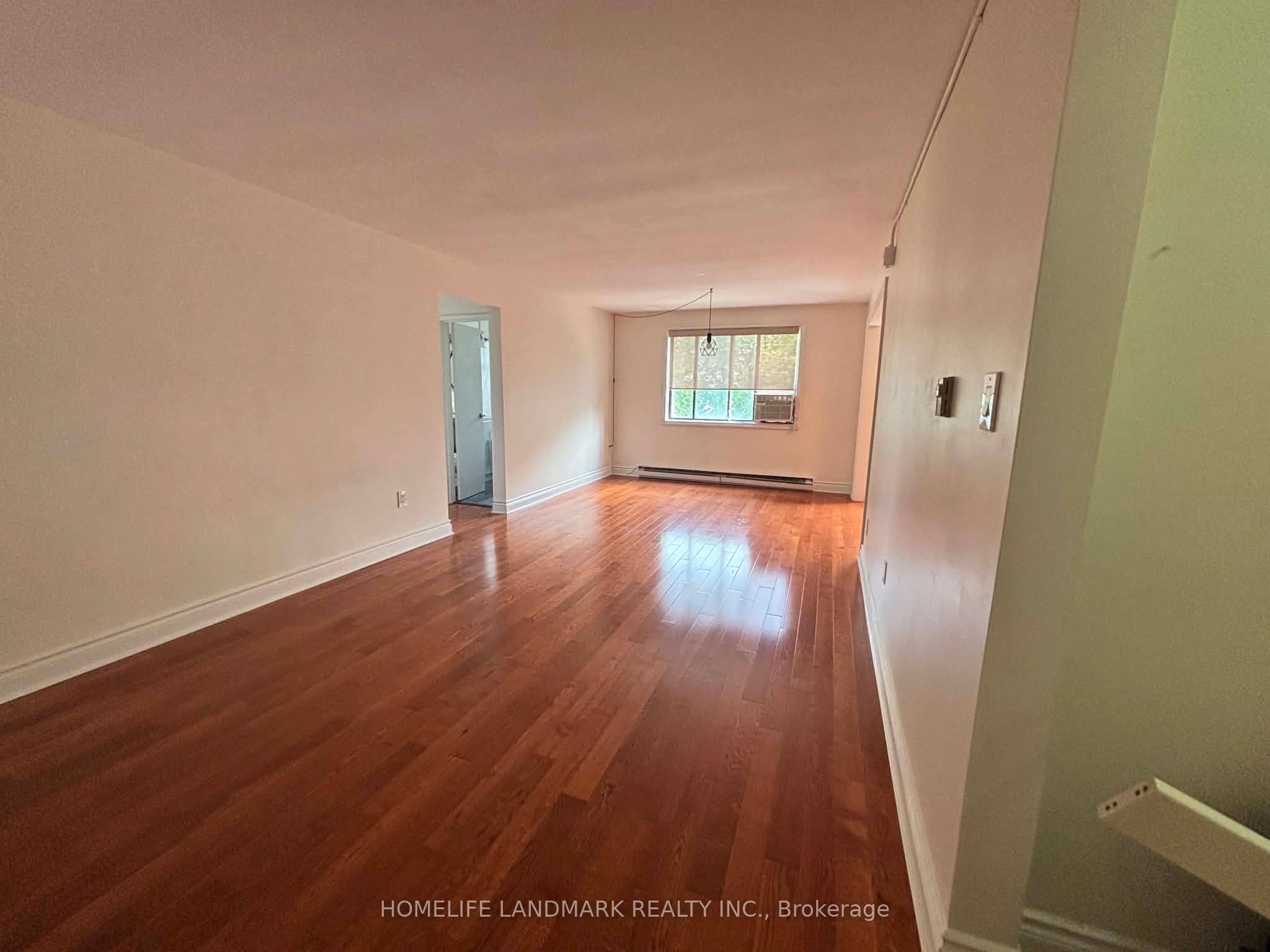 136 Scanlon Avenue 12, Bradford West Gwillimbury, ON L3Z 1G6 photo 4